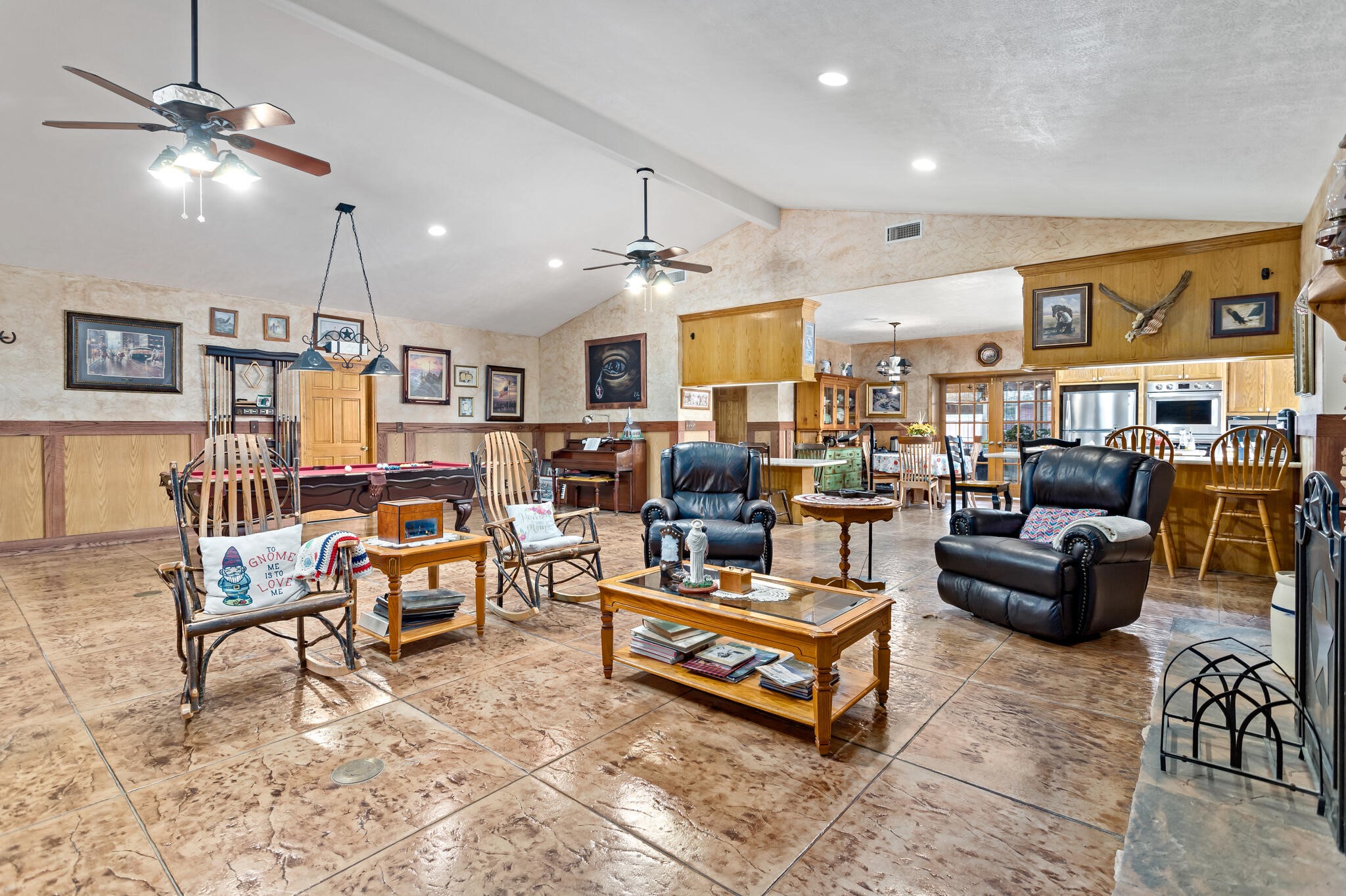 486 Parish Road Property Photo 13