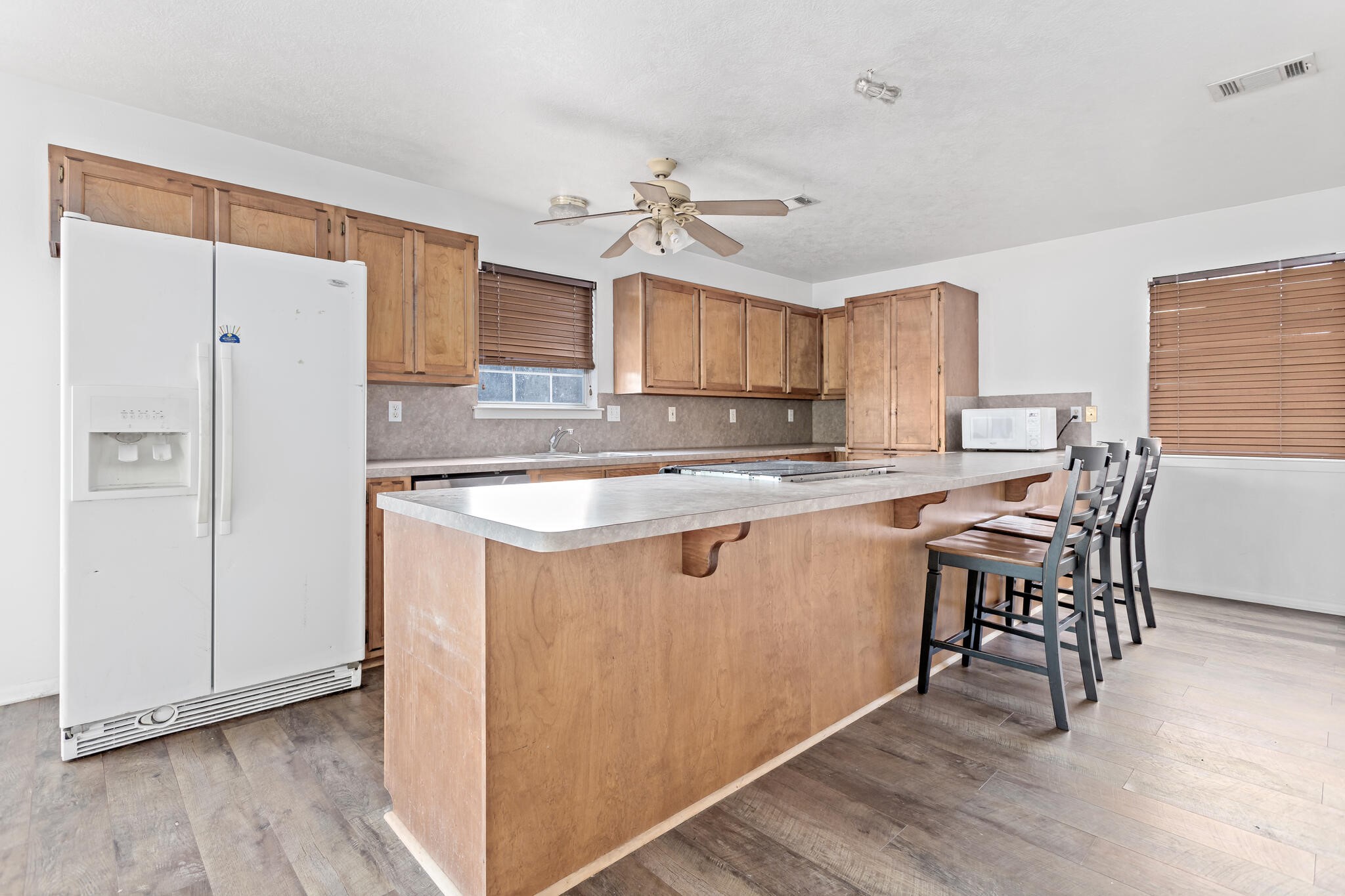 486 Parish Road Property Photo 38