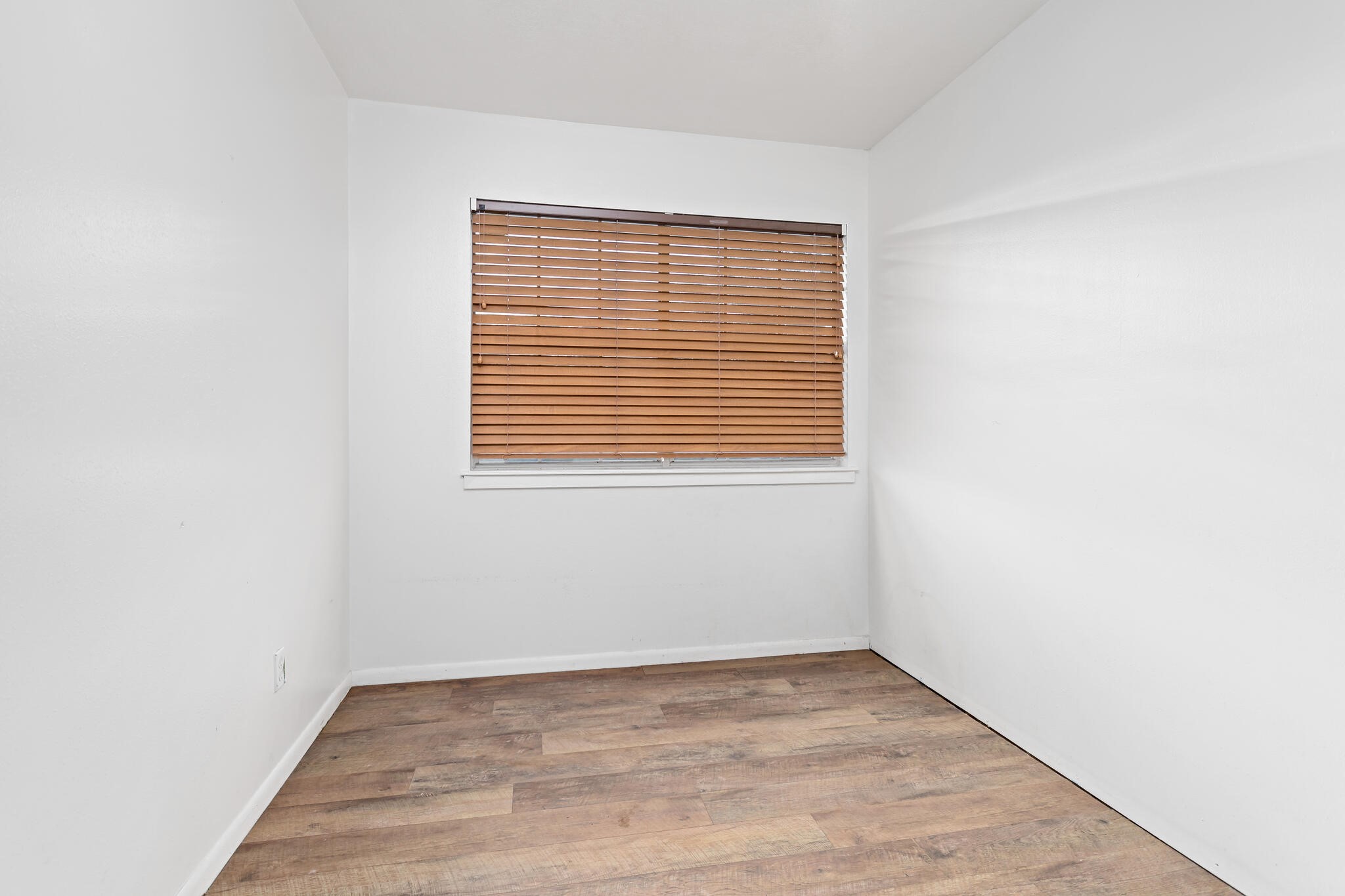 486 Parish Road Property Photo 45
