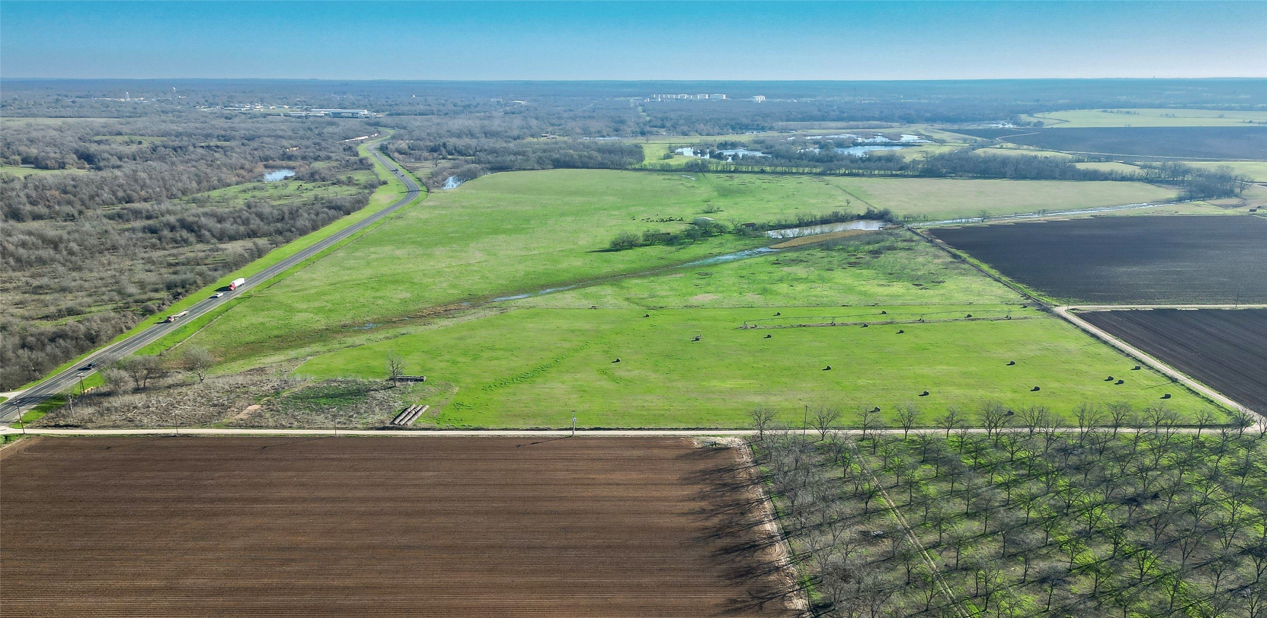 000 Highway 79 Property Photo 2