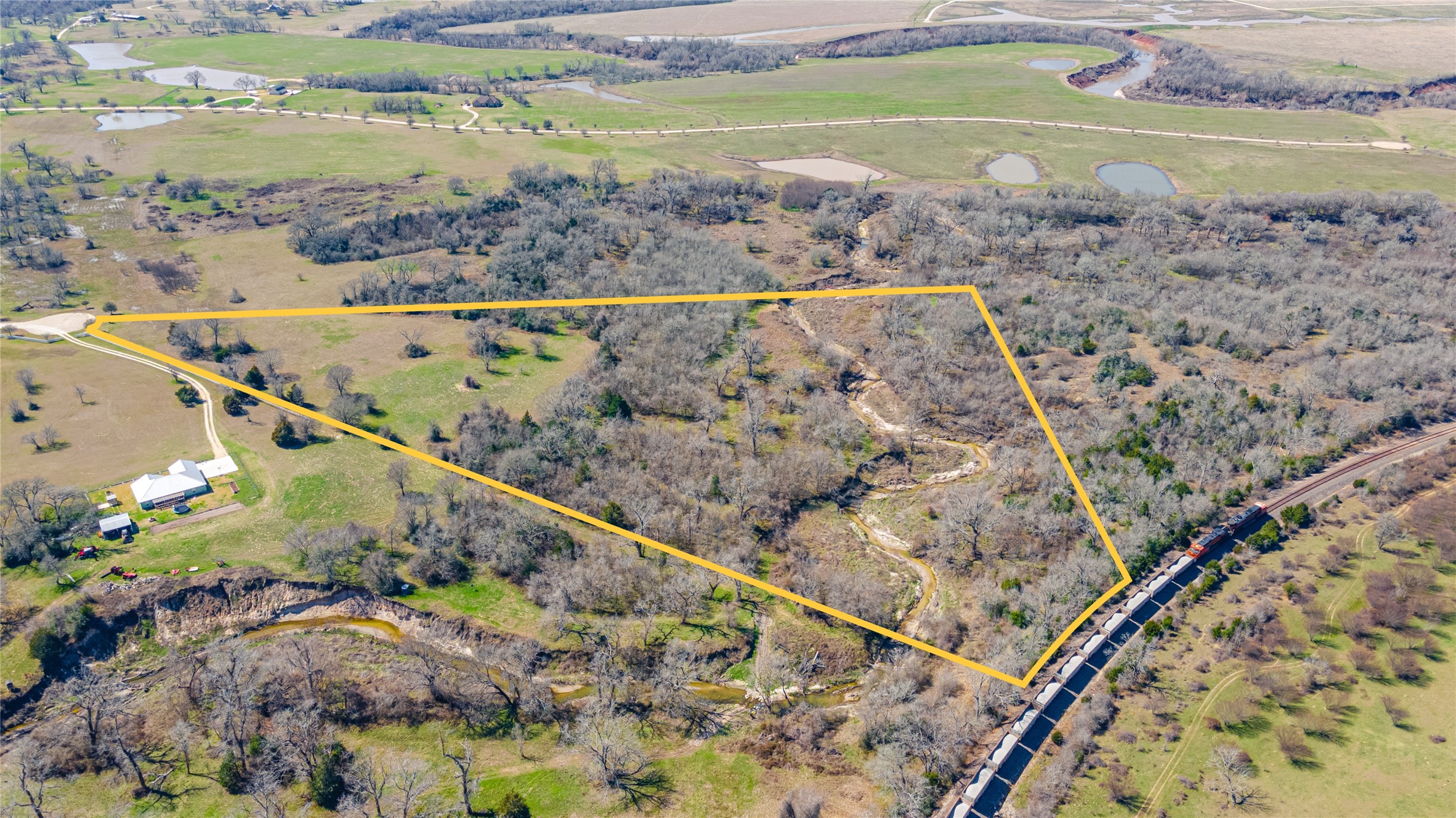 Tract 5 Havens Point Property Photo 2