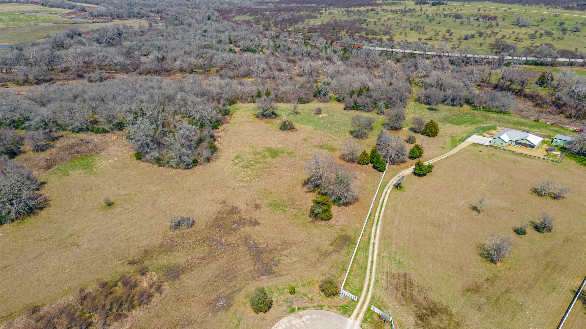 Tract 5 Havens Point Property Photo 3