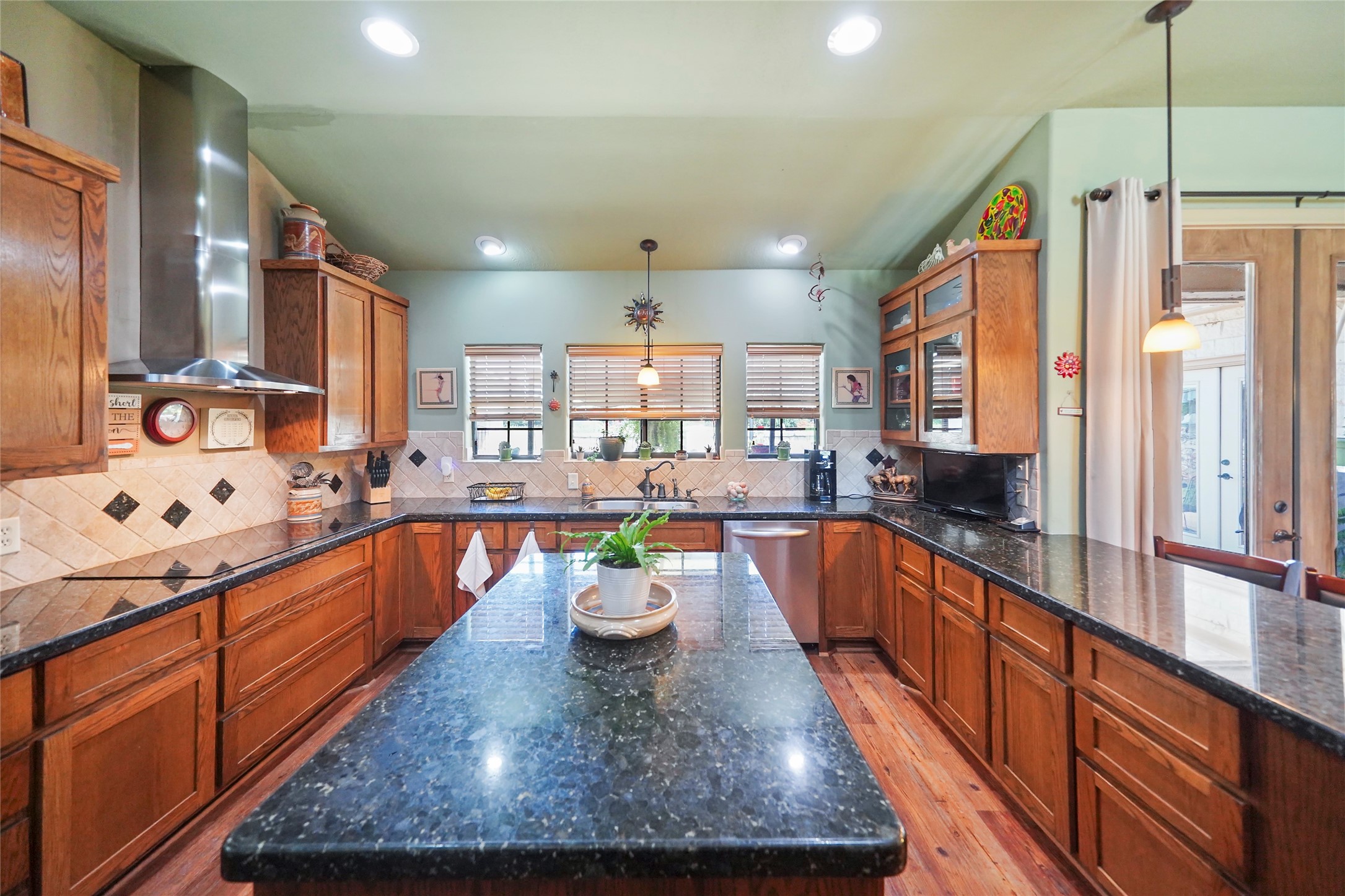 11049 Pryor Lane Property Photo 16