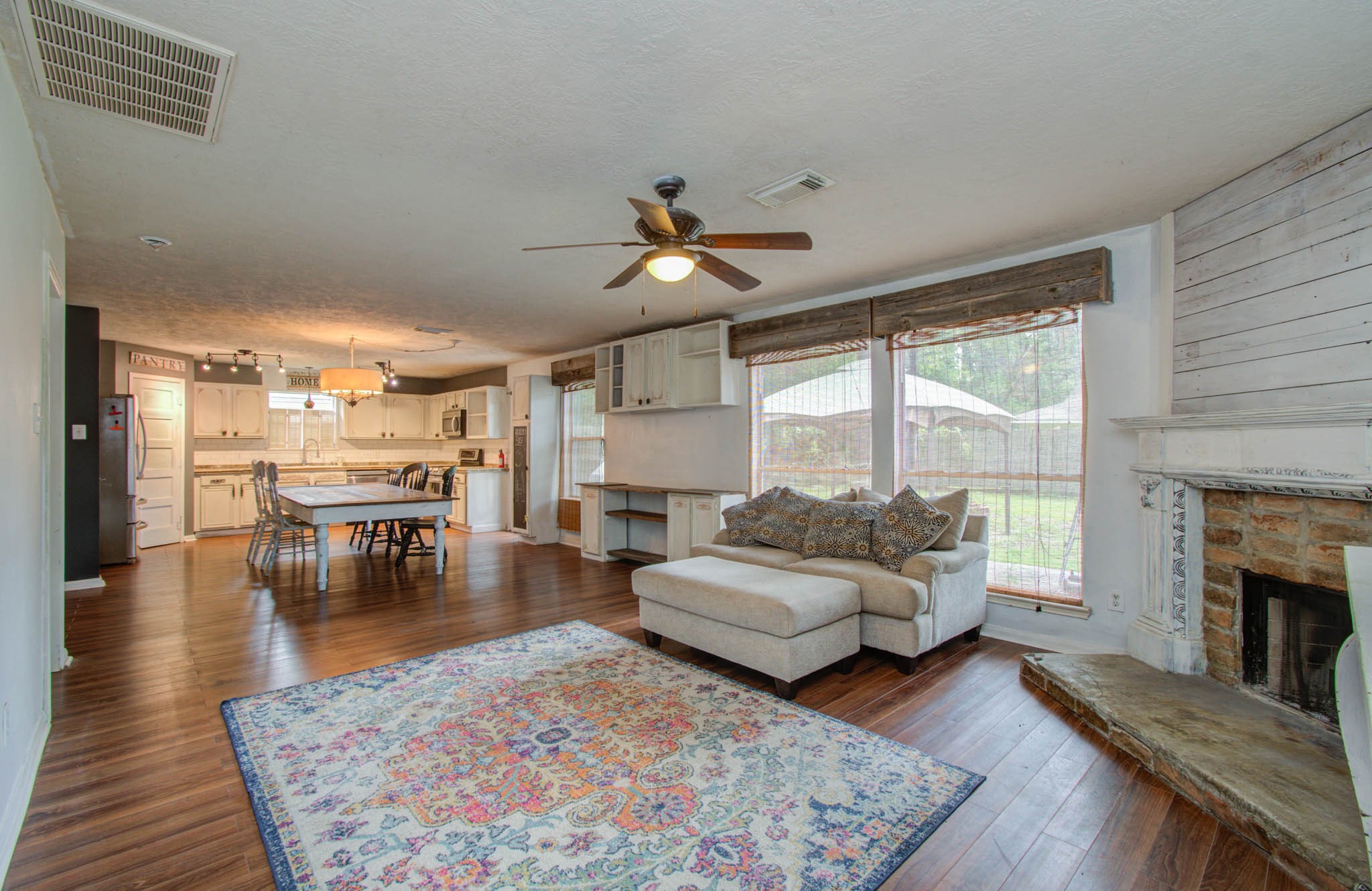 17319 Morning Star Avenue Property Photo 3
