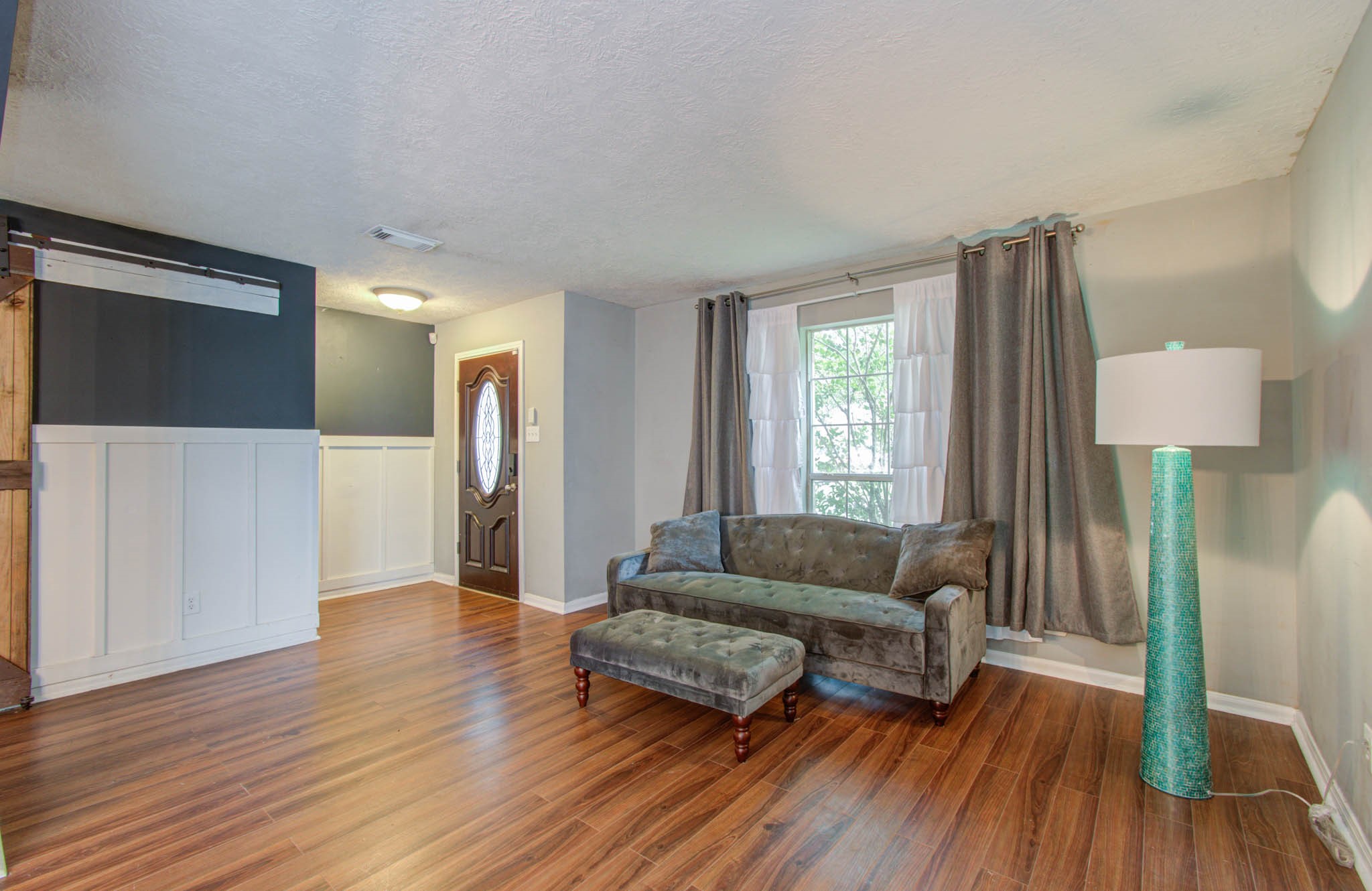 17319 Morning Star Avenue Property Photo 9