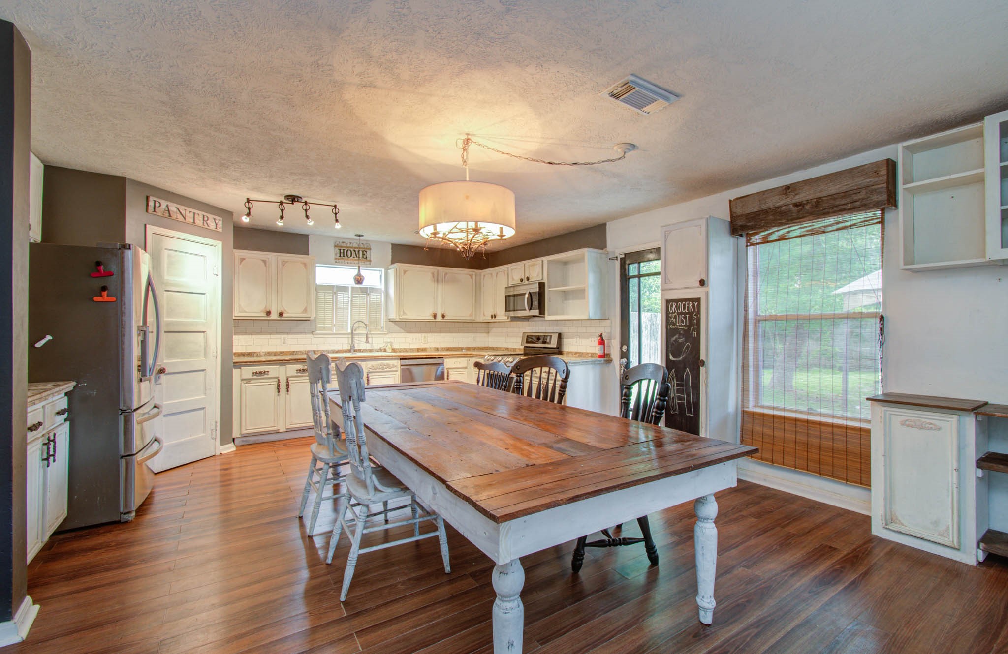 17319 Morning Star Avenue Property Photo 17