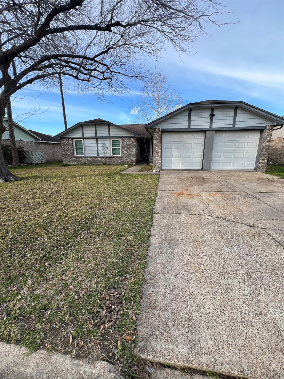 2518 Fredericksburg Drive Property Photo