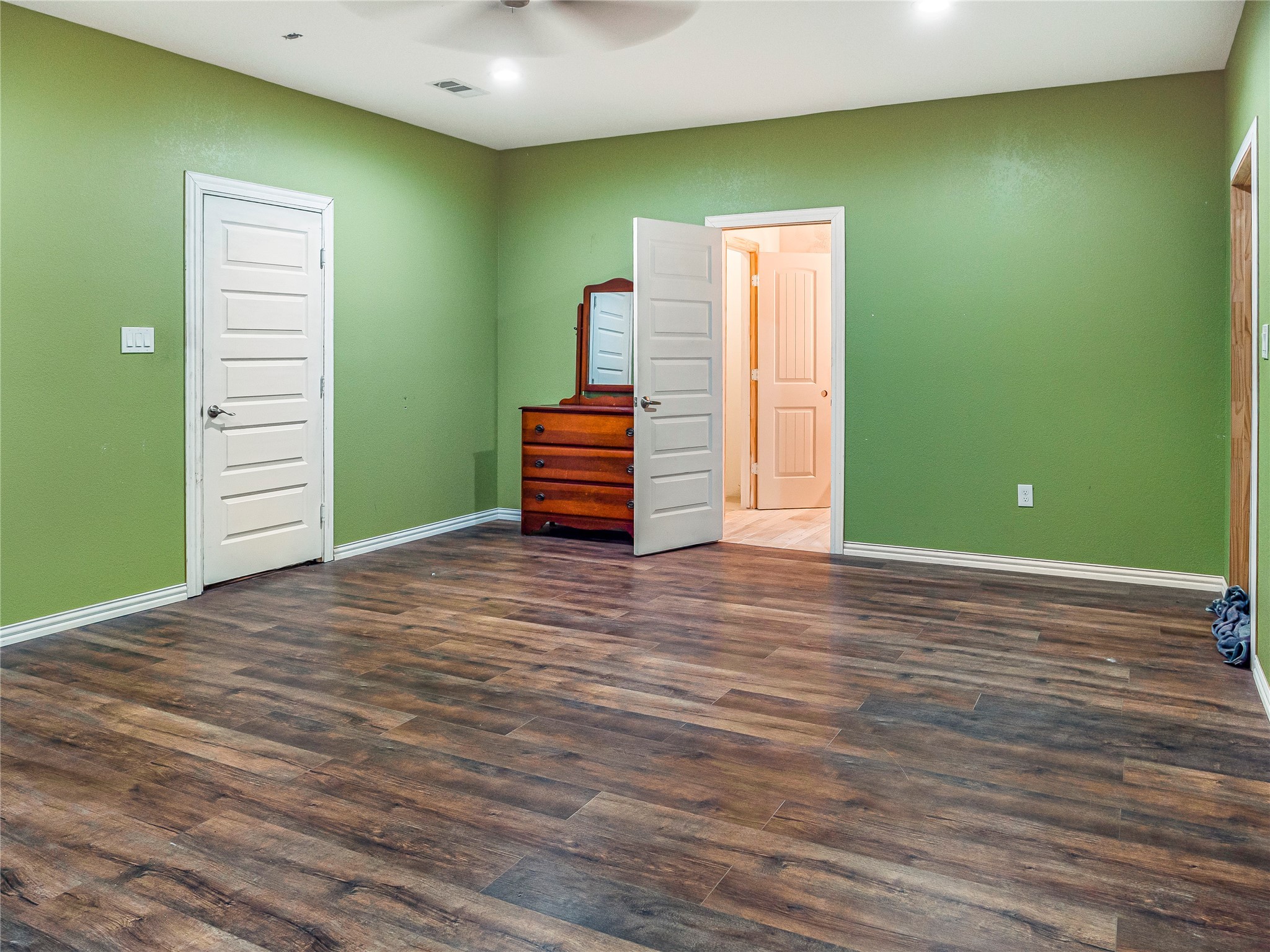 970 County Road 3545 Property Photo 12