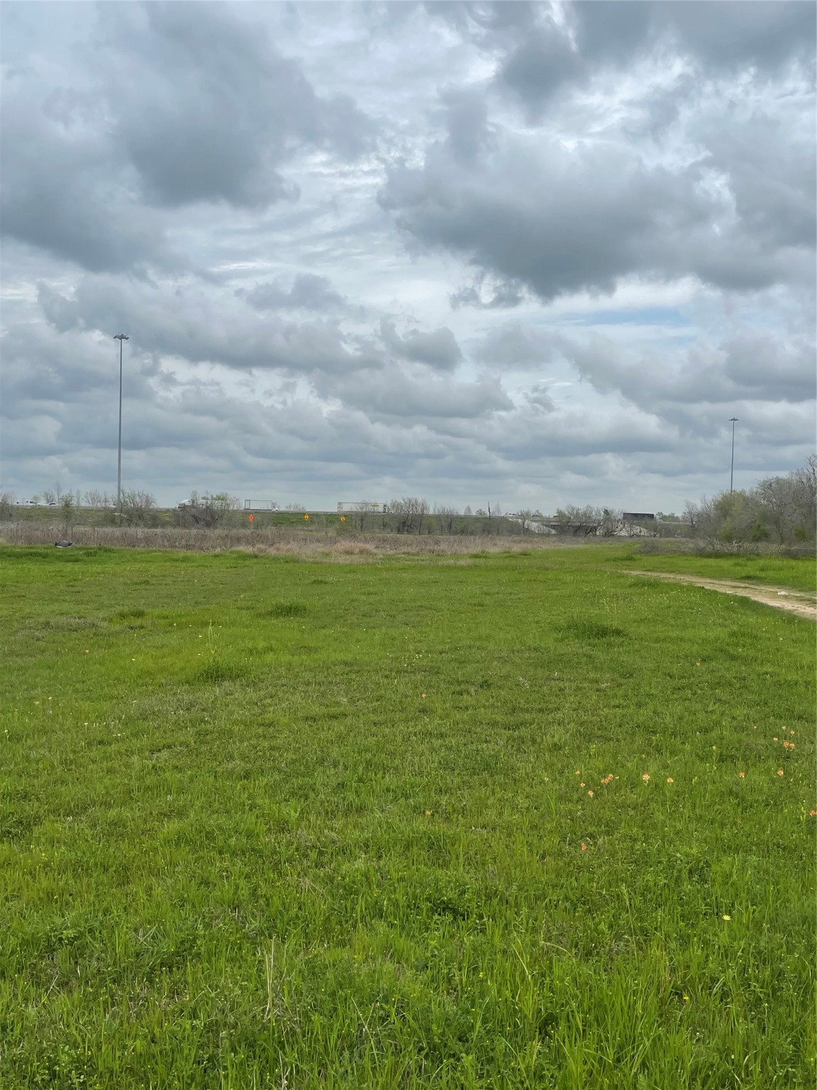 000 I-10/peach Ridge Road Property Photo 28