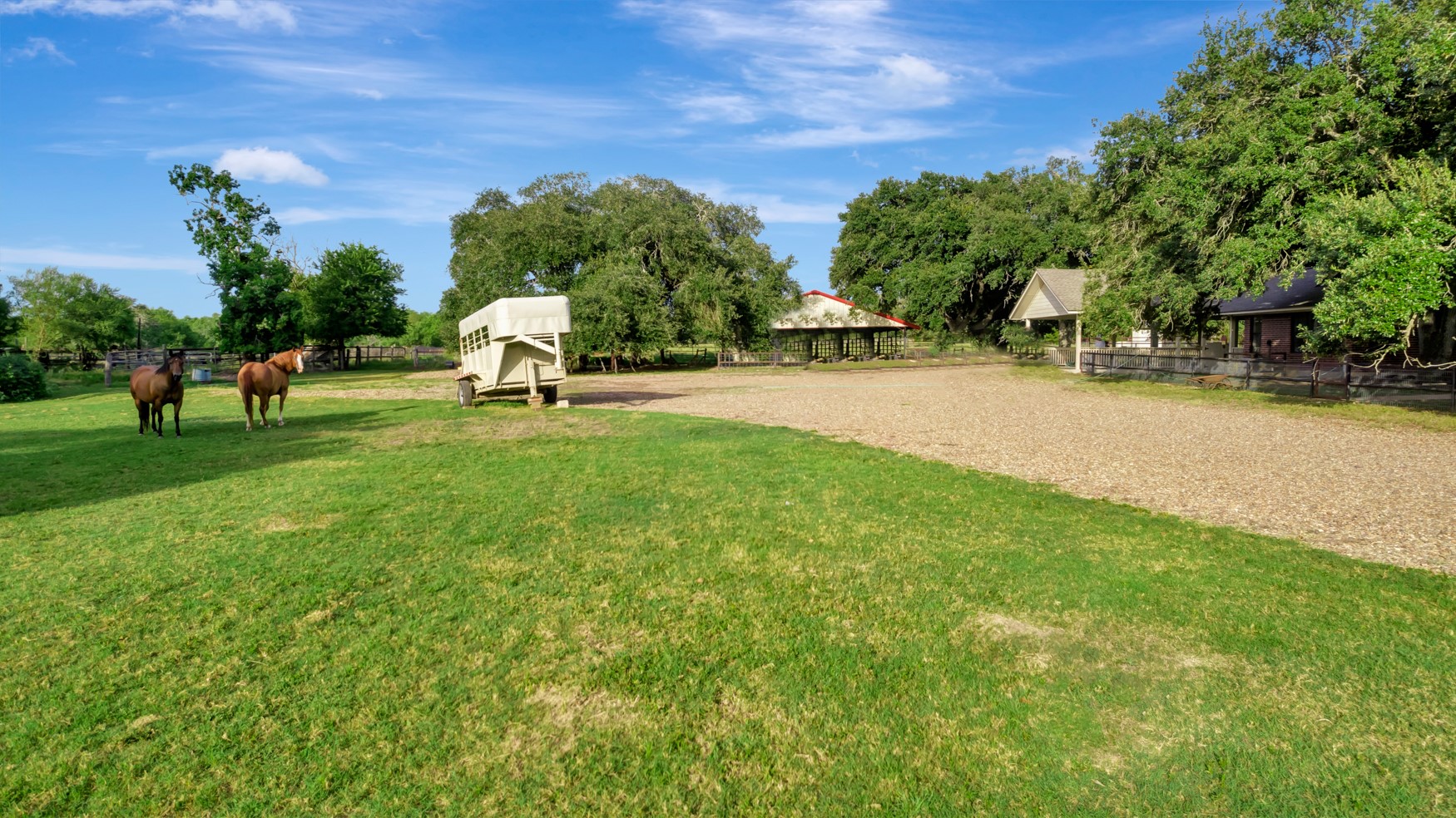 371 Old Gonzales Road Property Photo 4
