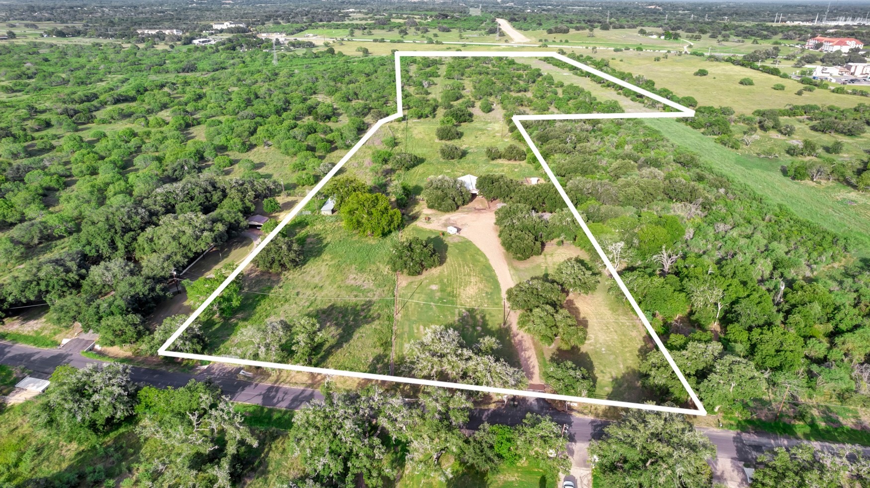 371 Old Gonzales Road Property Photo 43