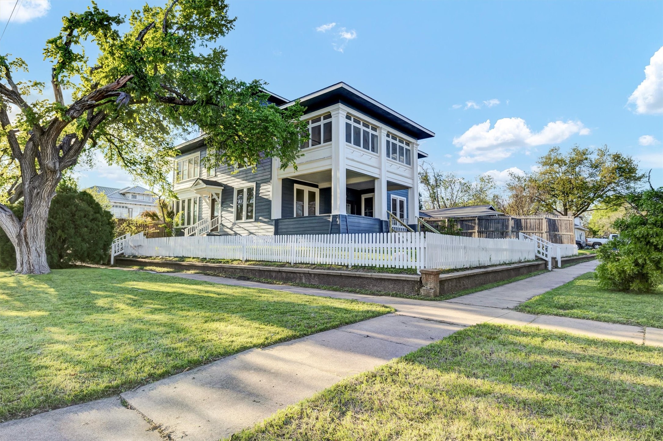 501 Branch Street Property Photo 2