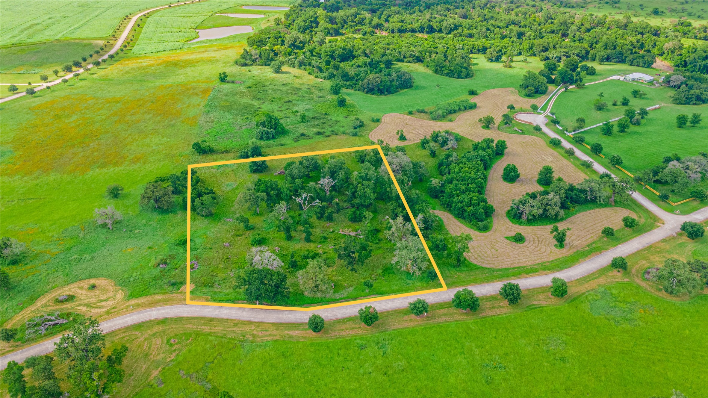 Tract 7-b Lake Victoria Drive Property Photo 2