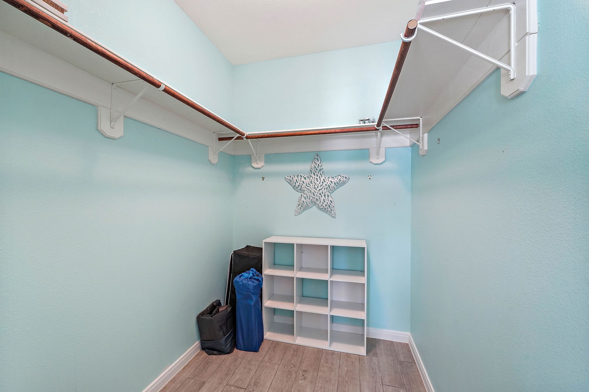 4211 Navarro Drive Property Photo 13