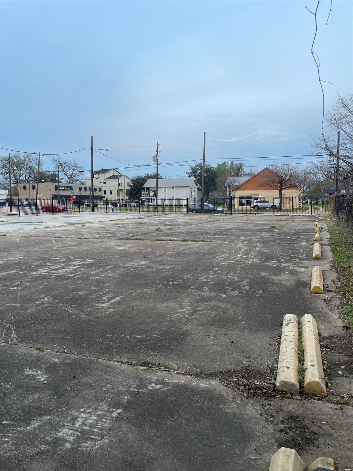 3402 Emancipation Avenue Property Photo 3