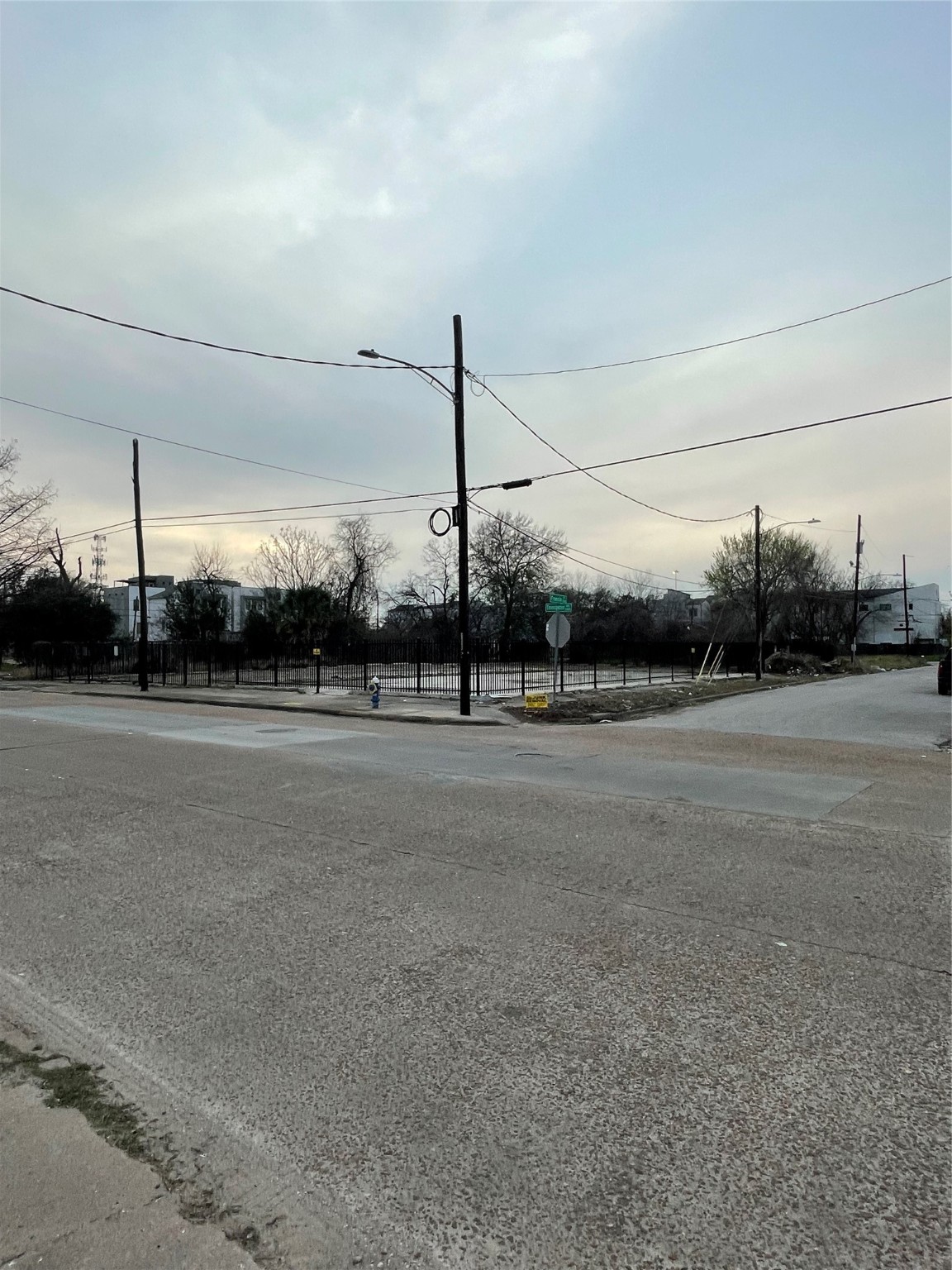 3402 Emancipation Avenue Property Photo 6