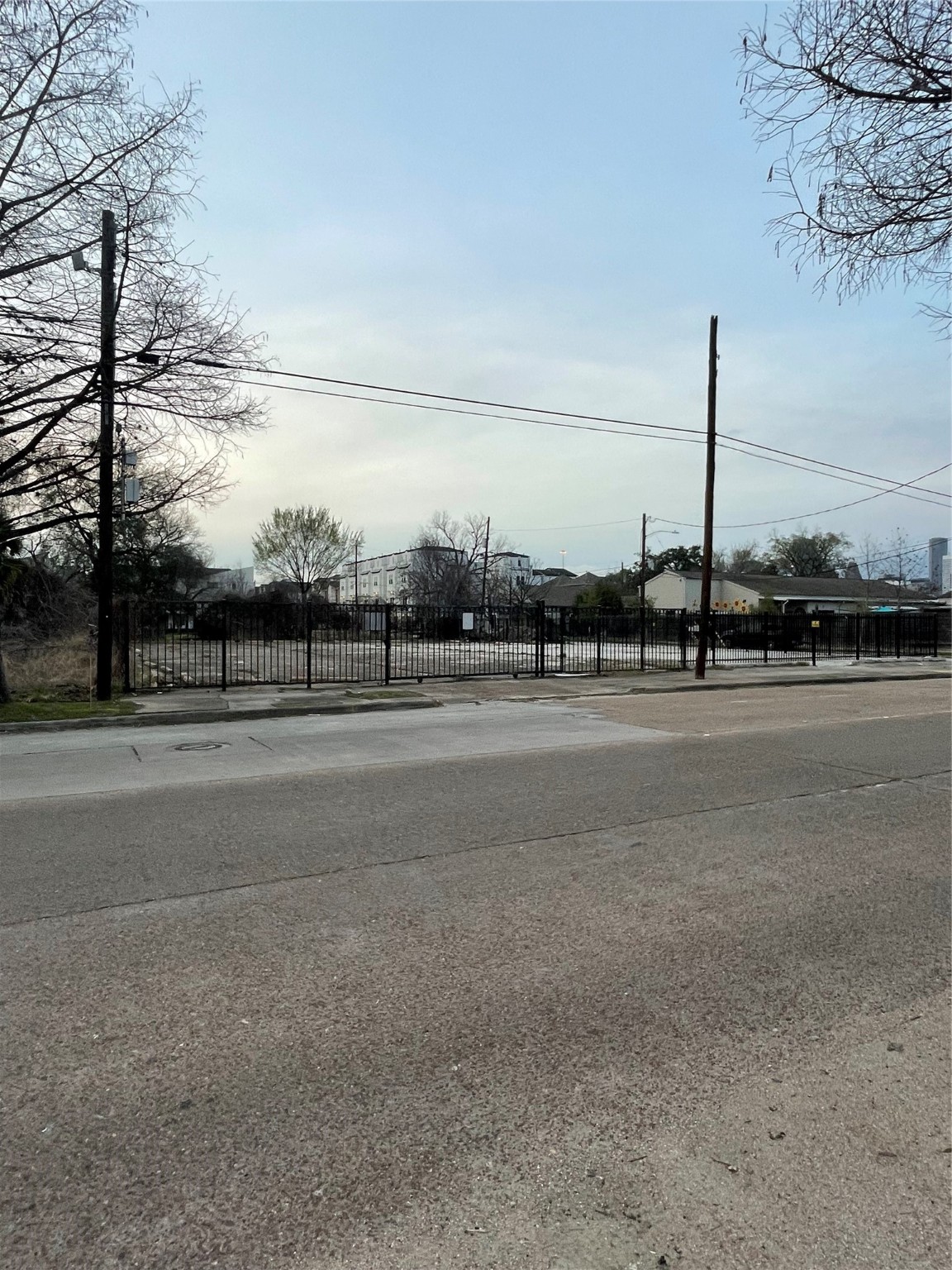 3402 Emancipation Avenue Property Photo 7