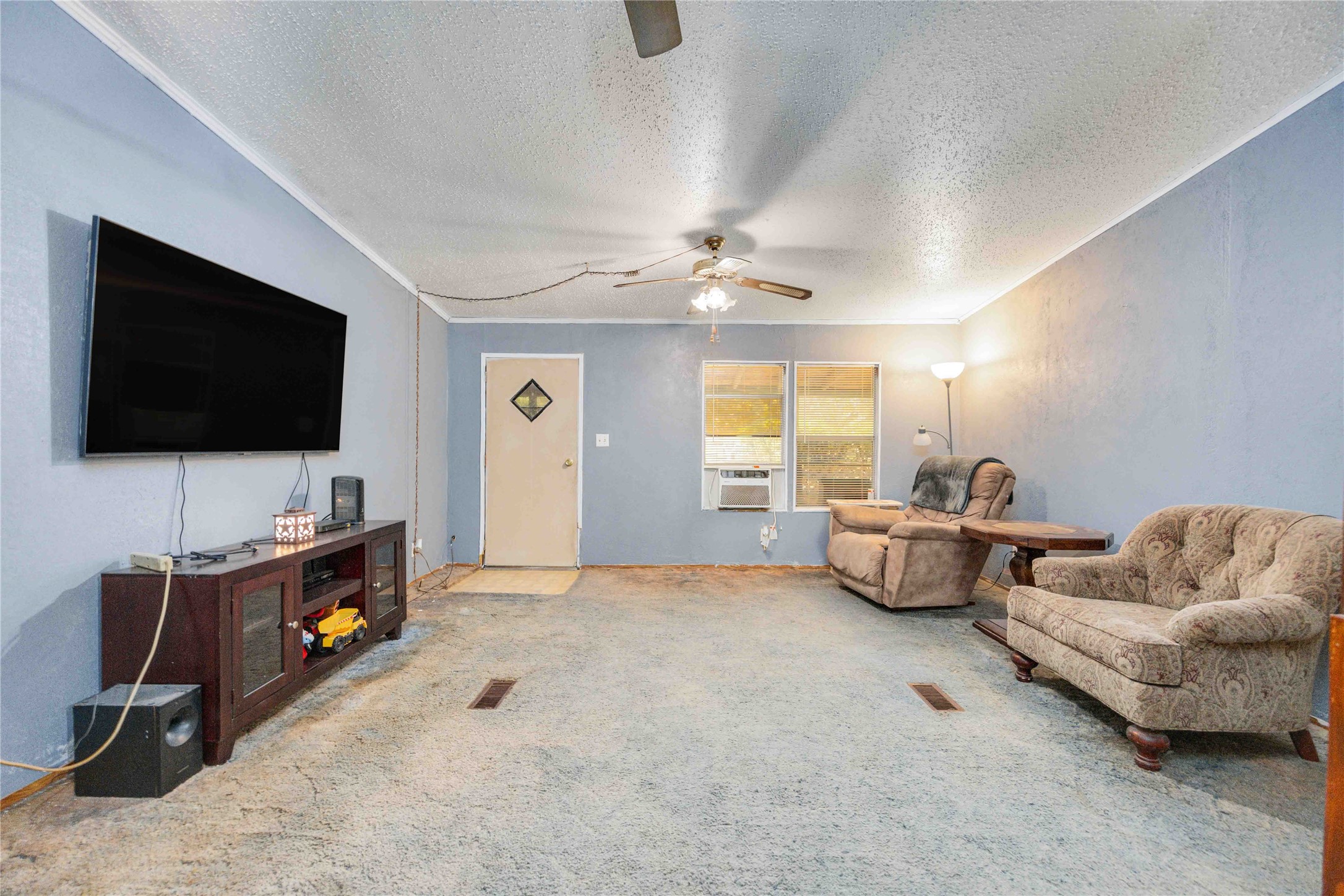 20314 Great Lake Street Property Photo 11