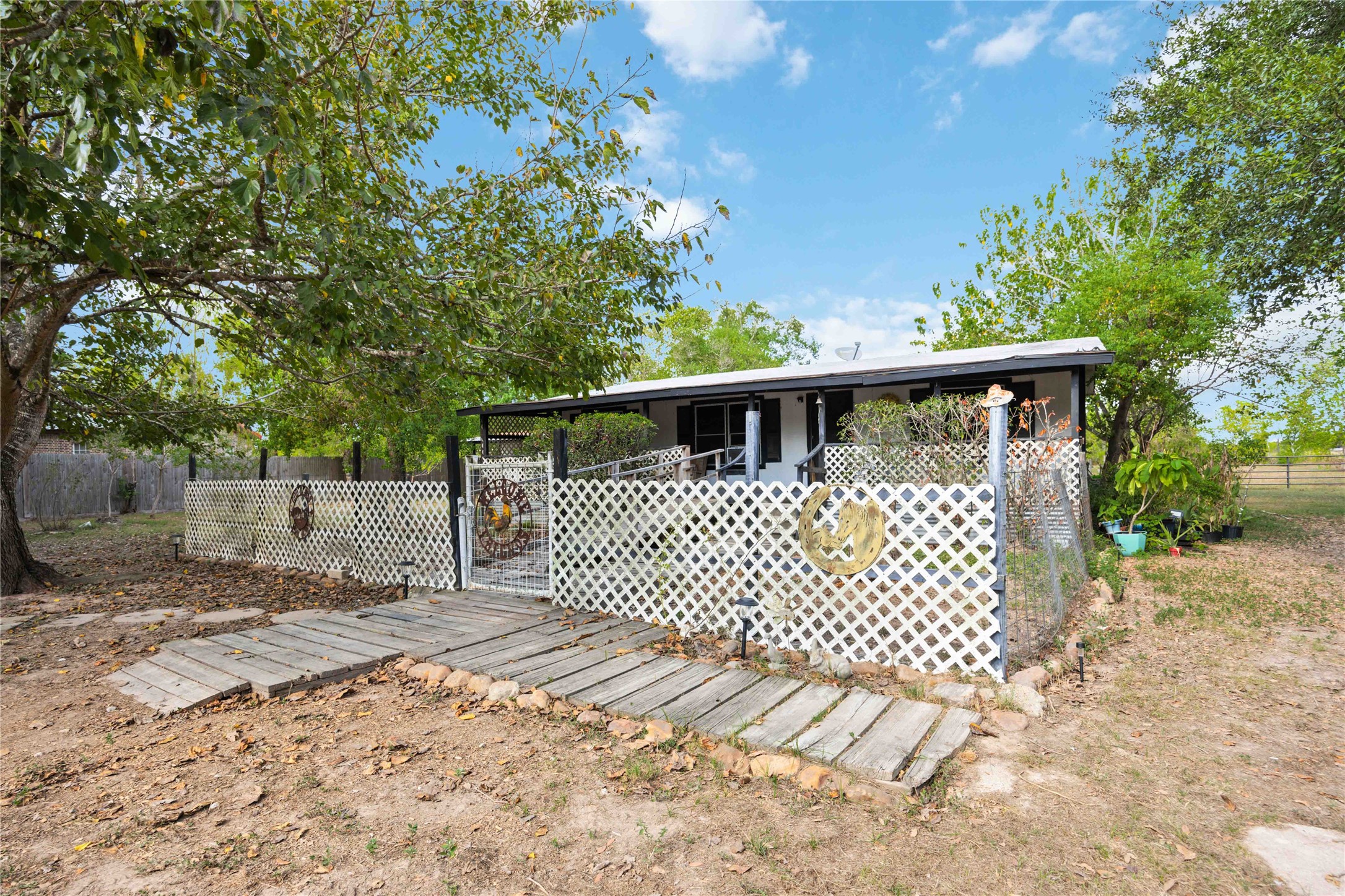 20314 Great Lake Street Property Photo 26