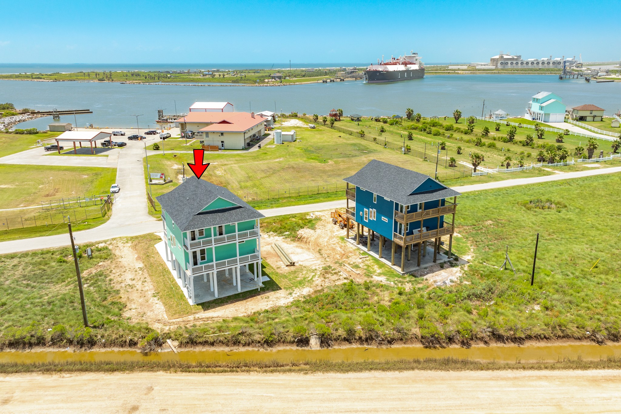 816 Coast Guard Property Photo 2