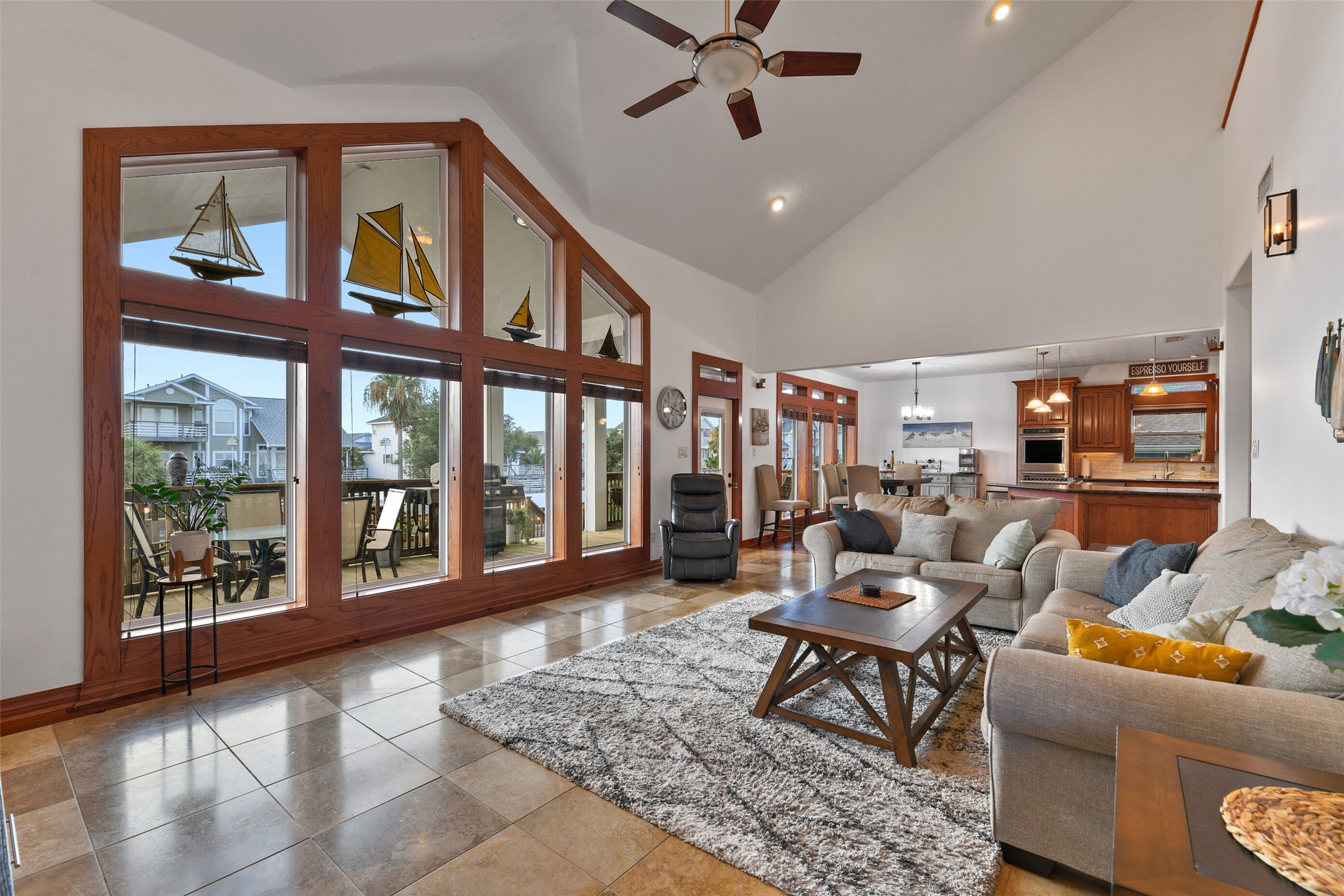 12836 E Madrid Road Property Photo 3