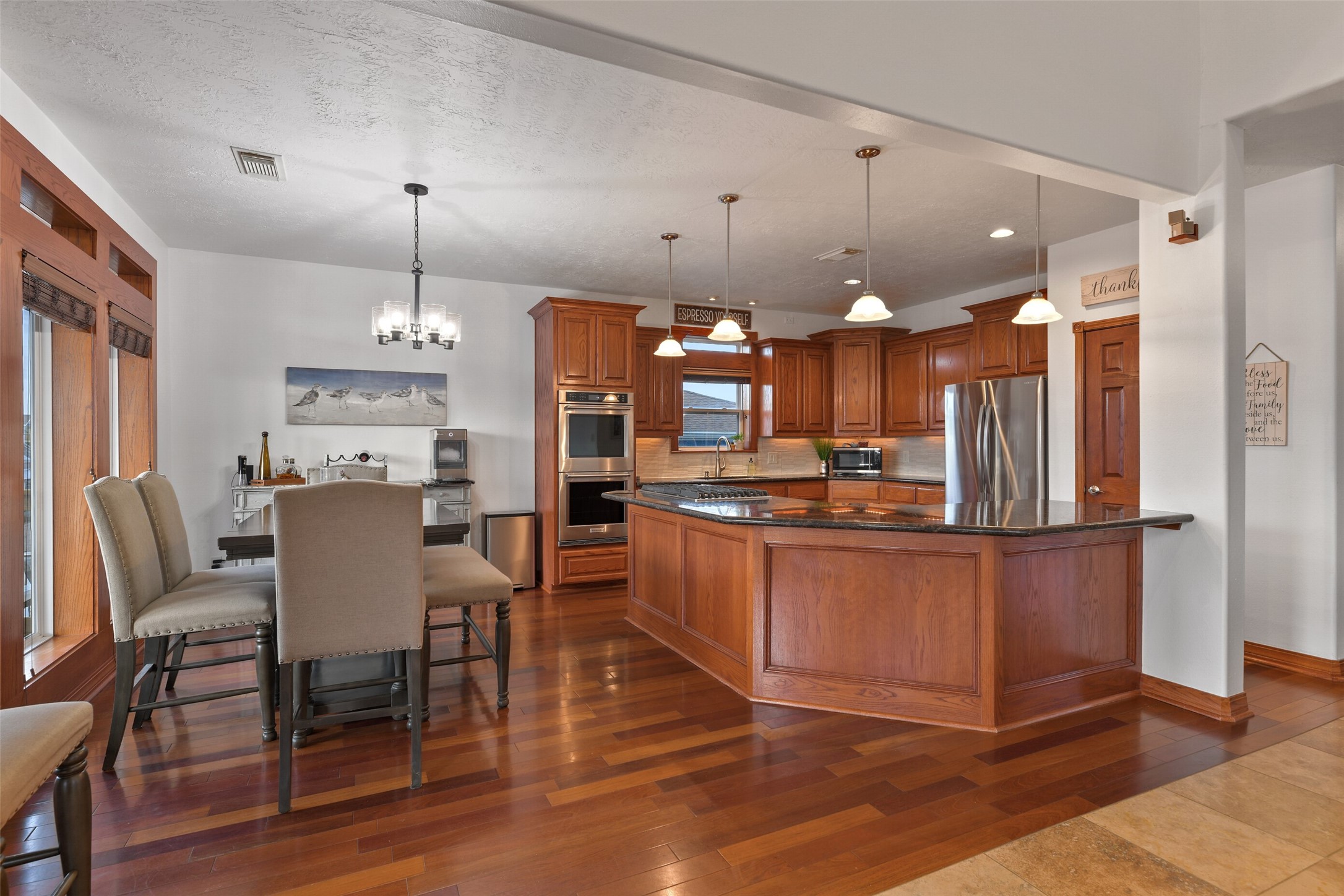 12836 E Madrid Road Property Photo 6