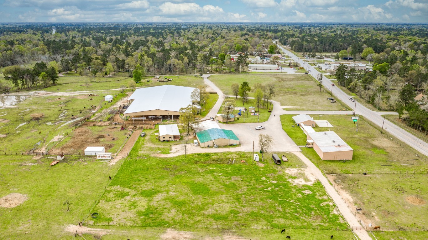 14389 Fm 1485 Property Photo 14