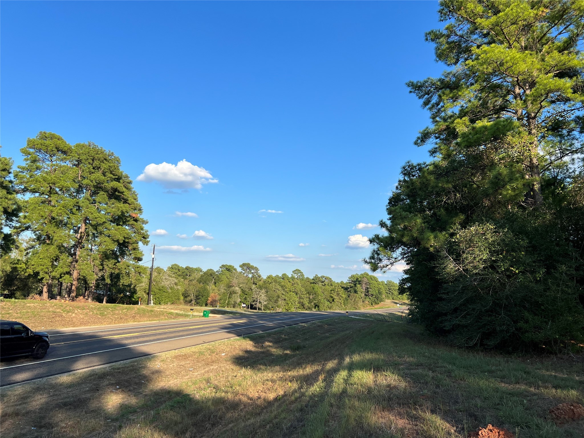 4604 Highway 105 E Property Photo 11