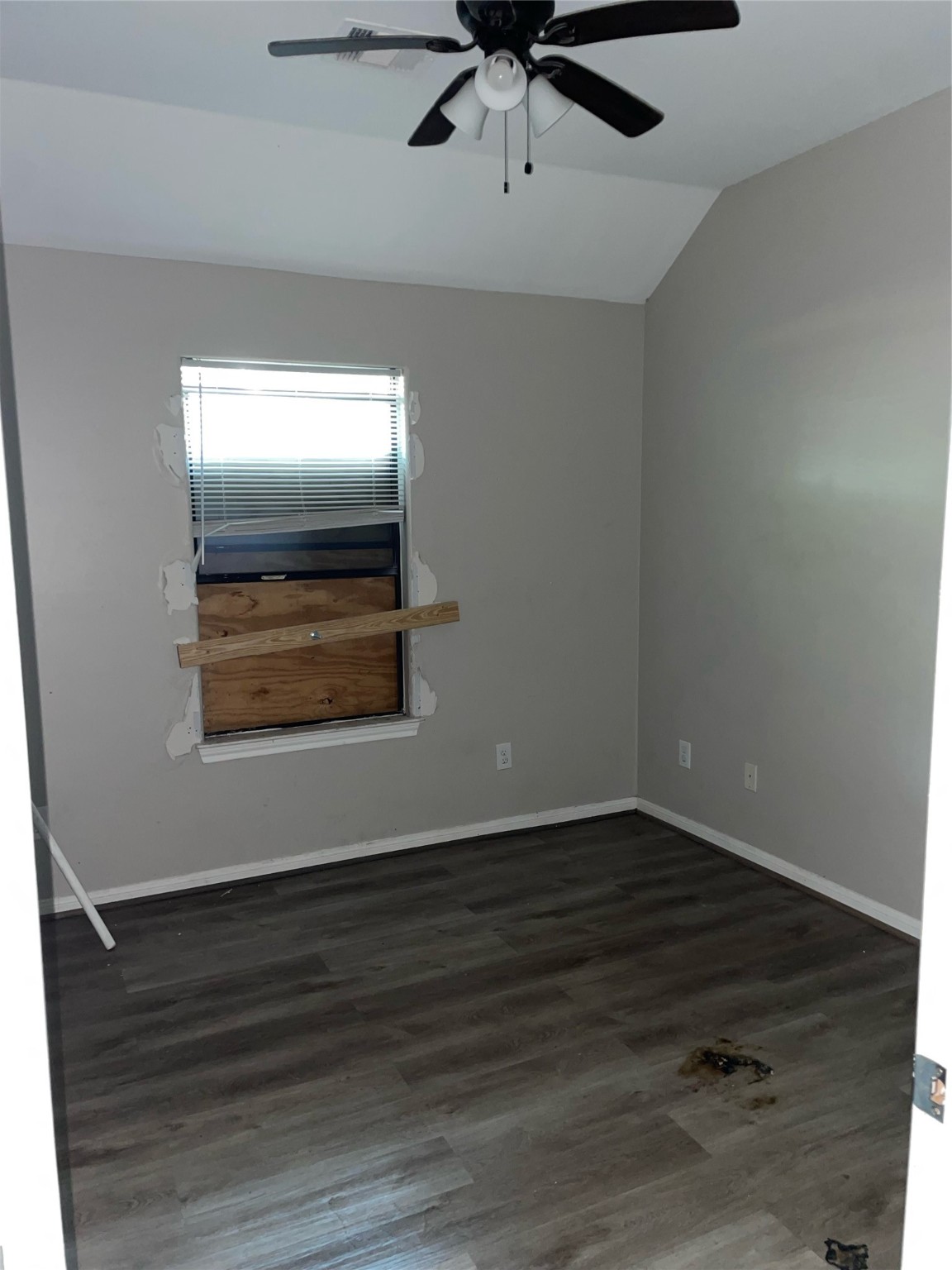 4602 Sterling Street Property Photo 14