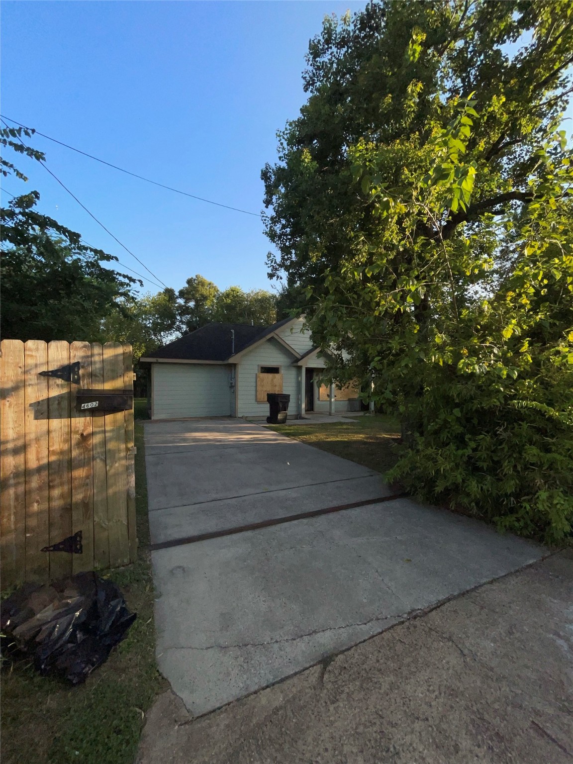 4602 Sterling Street Property Photo 18