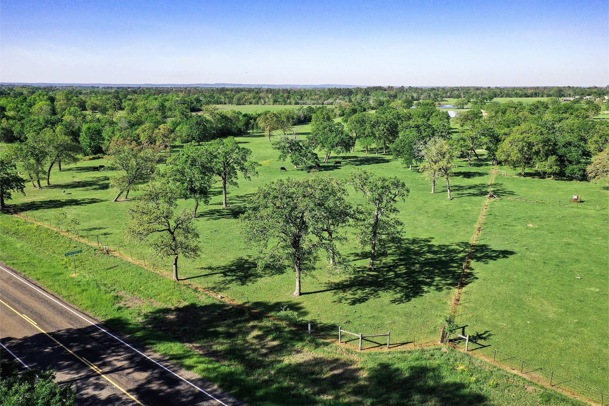 661 B Fm 2550 Property Photo 12
