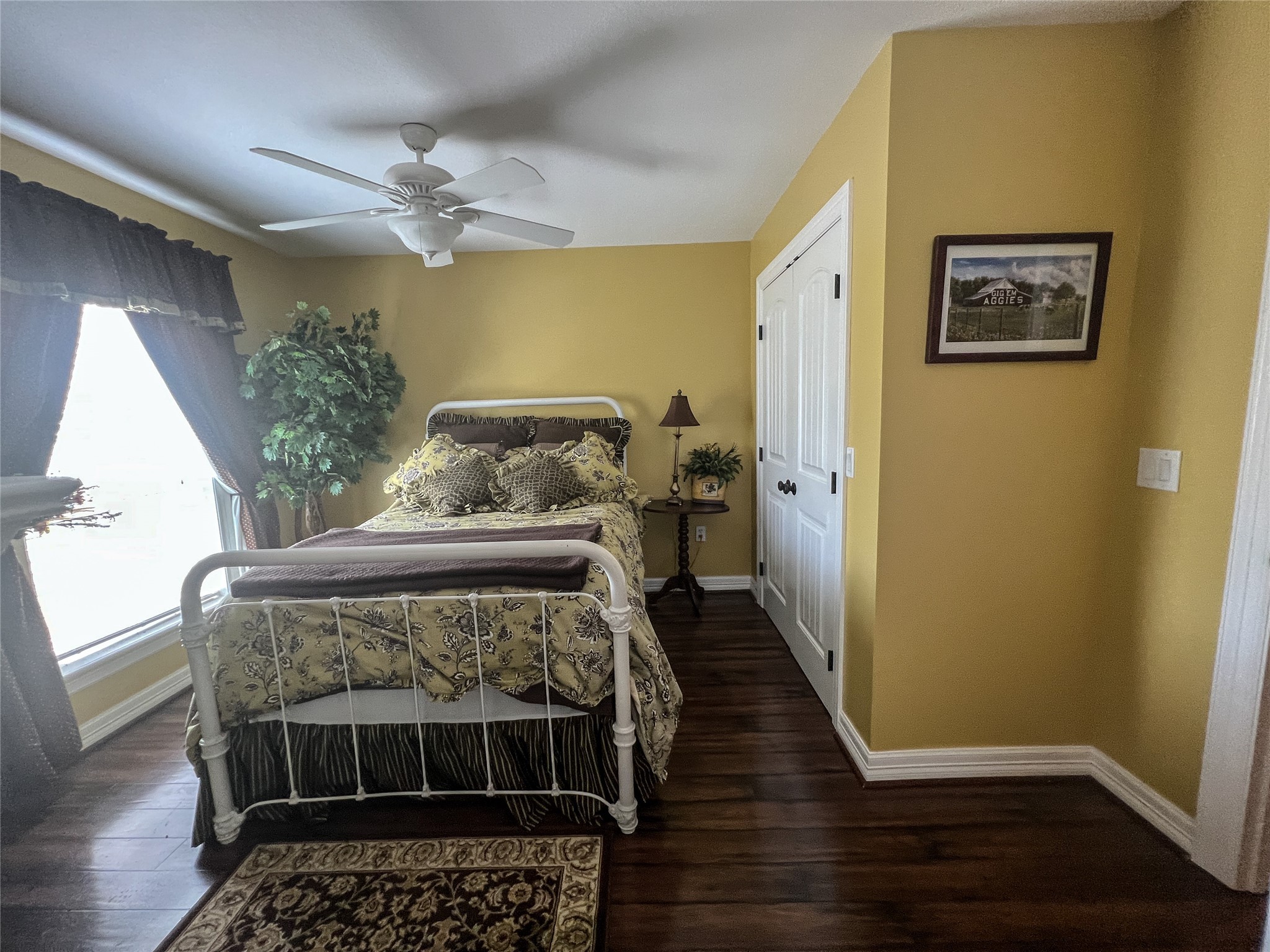 9500 Mayfield Avenue F Property Photo 12