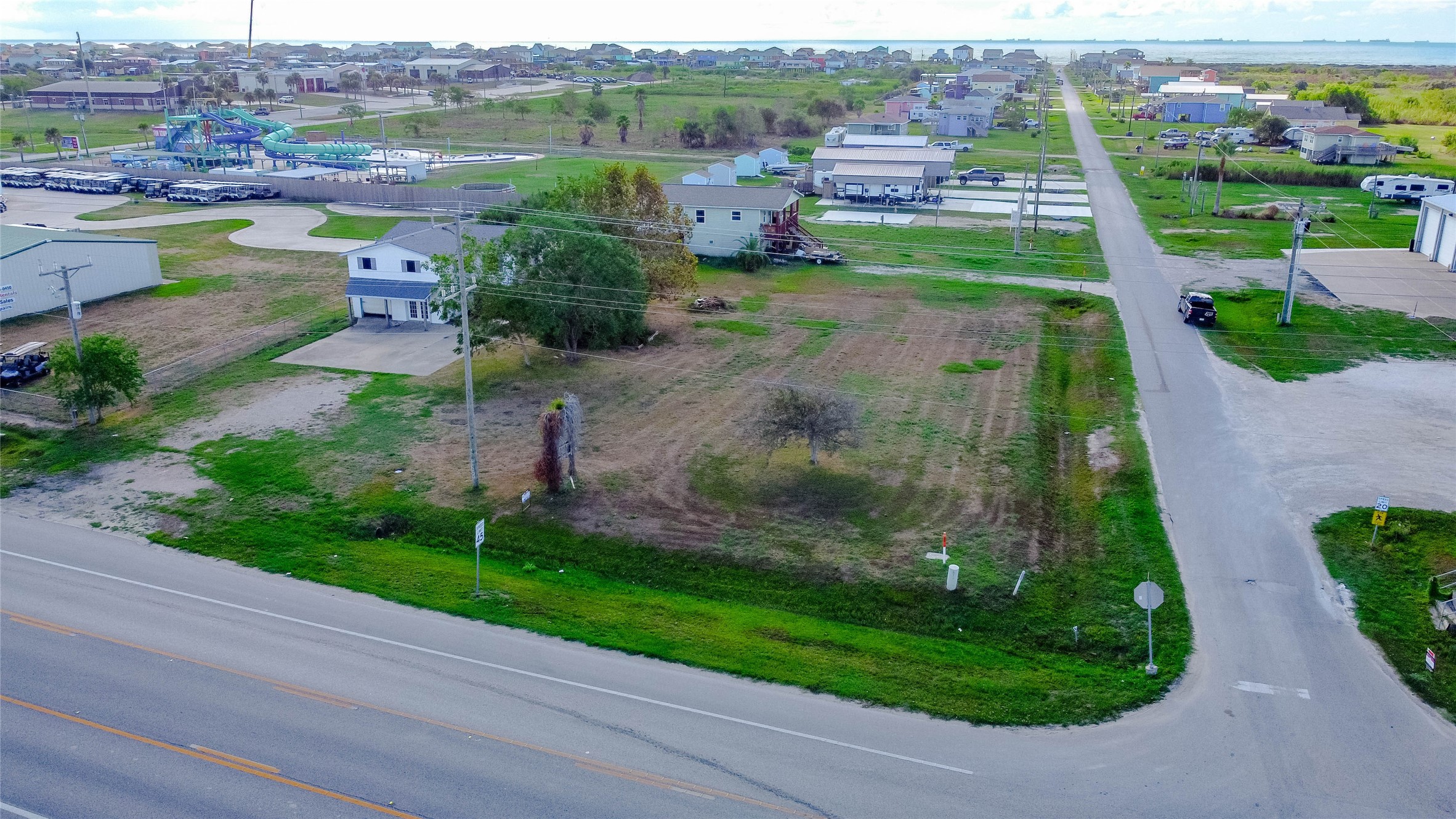 1712 Hwy 87 Property Photo 42