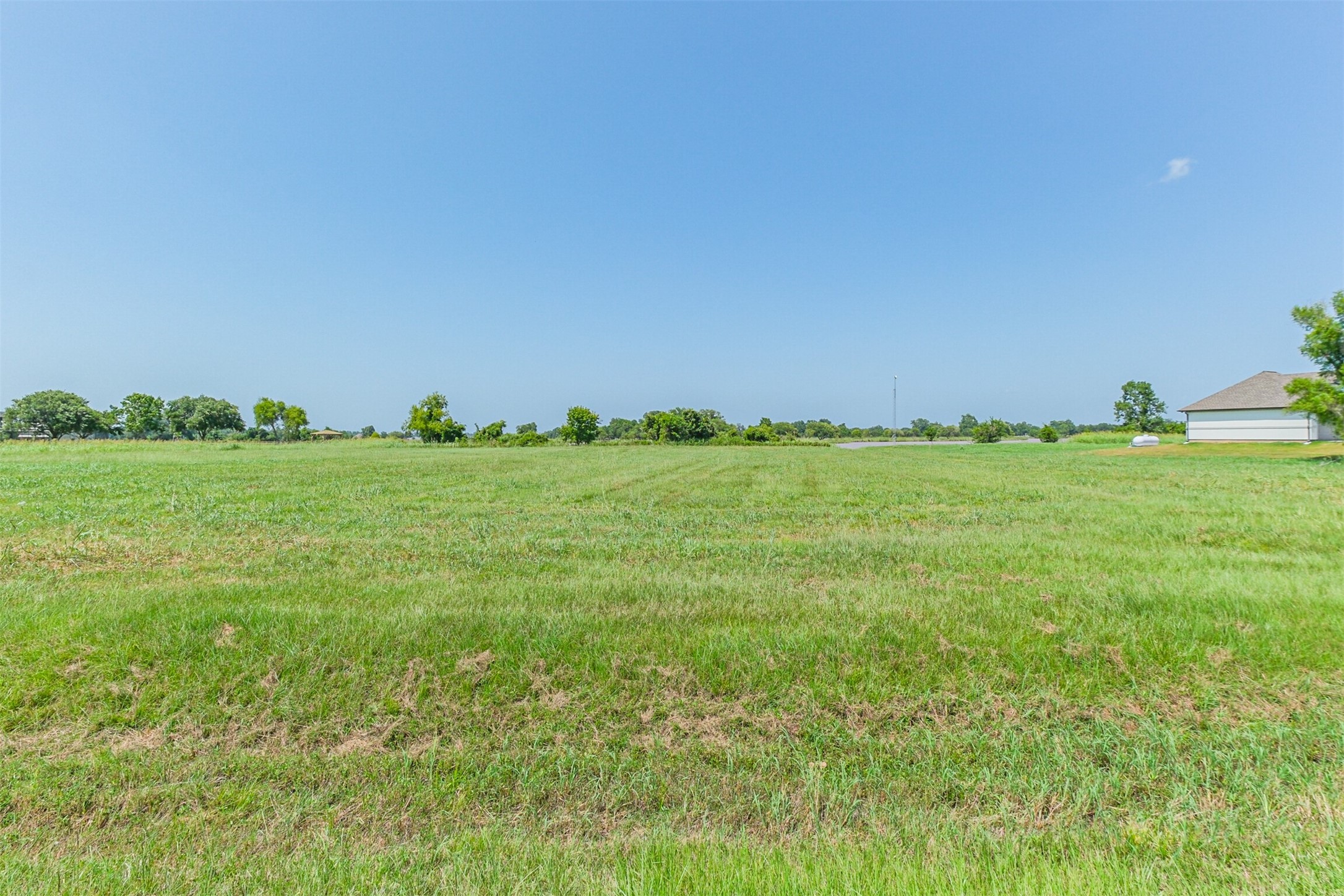 3835 Tankersley Circle Property Photo 10