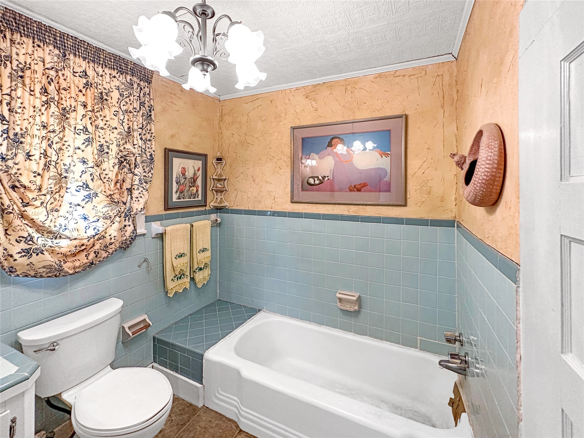 714 S Faires Street Property Photo 17