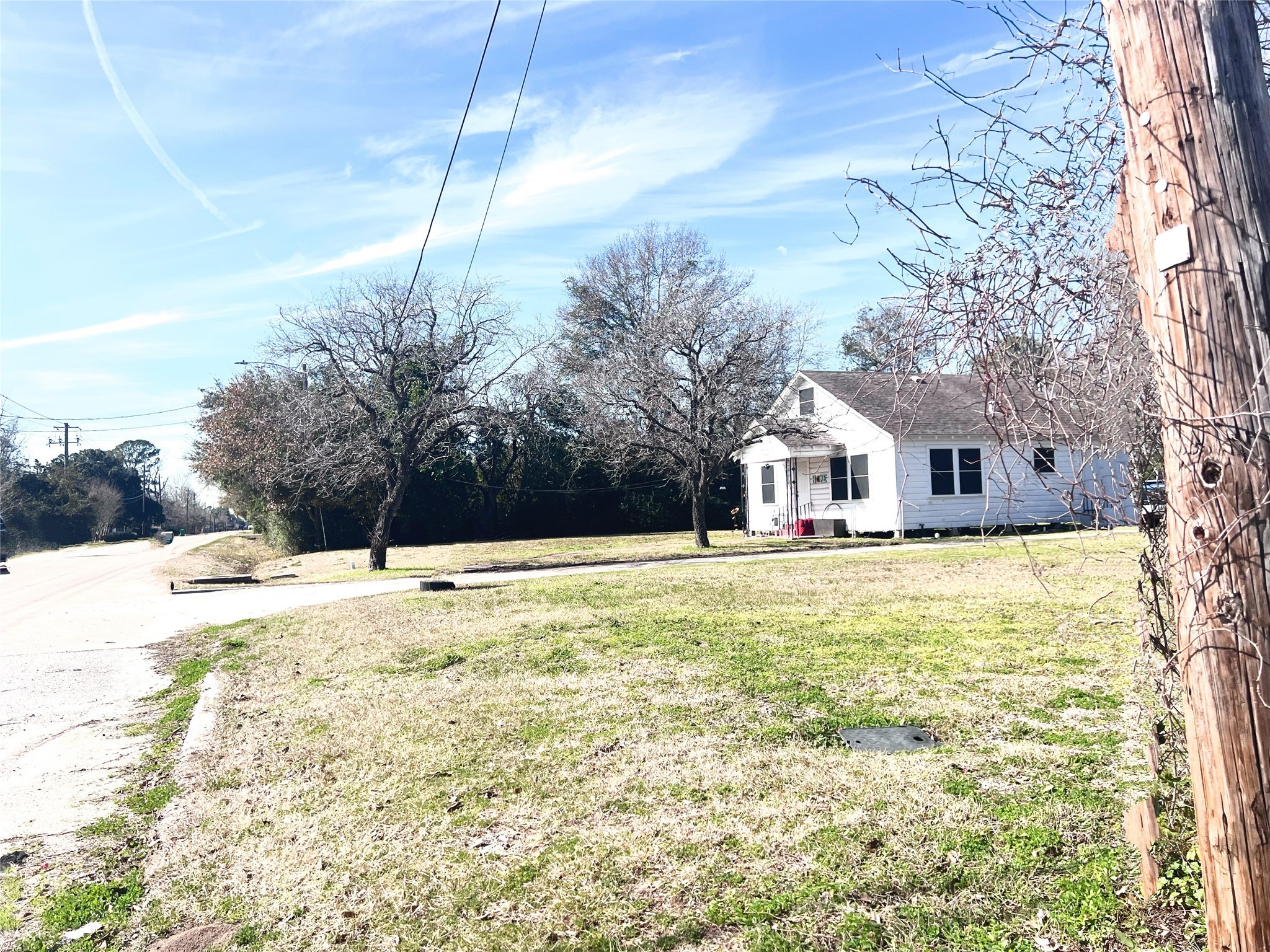 1520 Cedar Bayou Road Property Photo