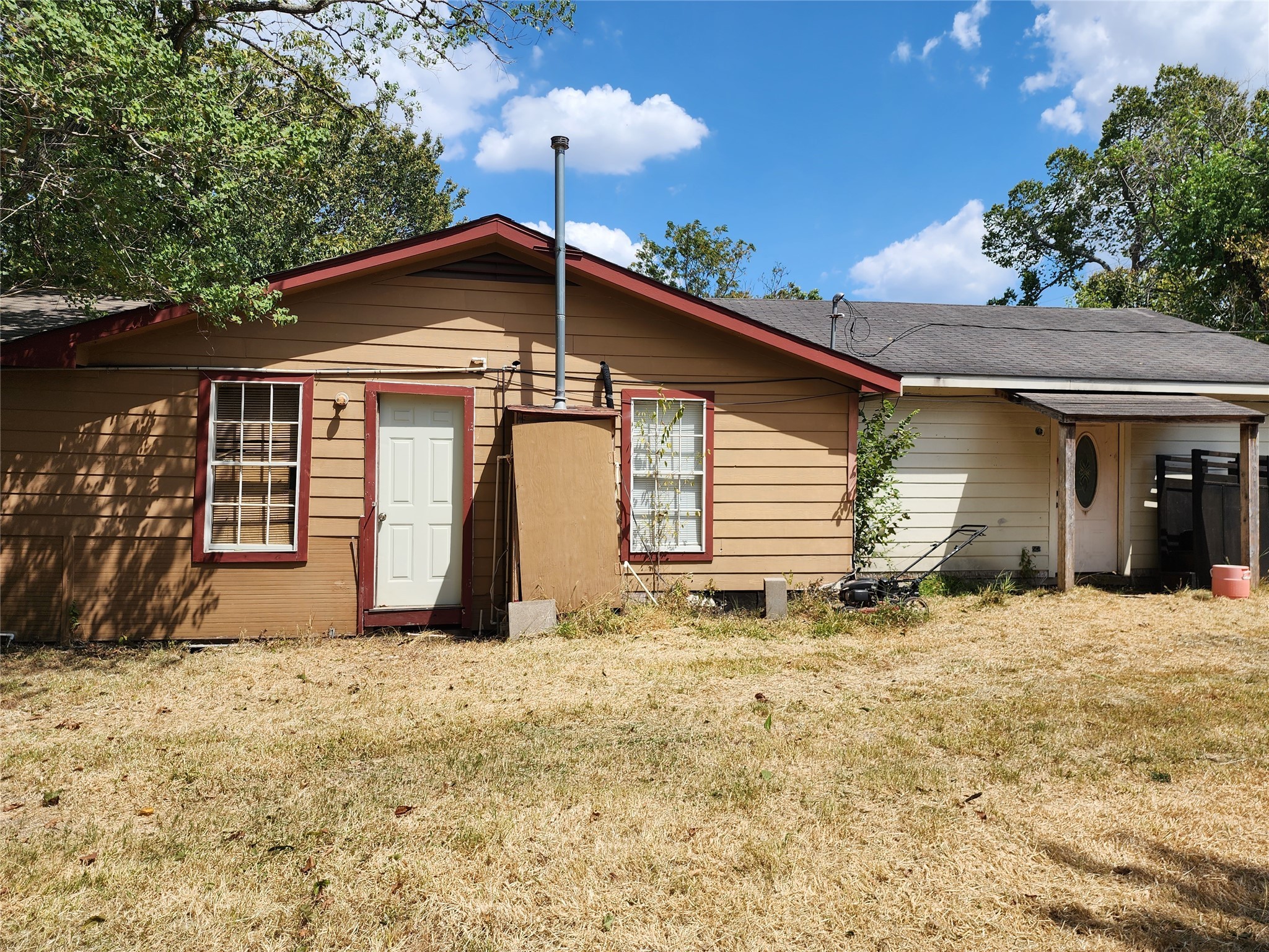 5910 Allison Road Property Photo 6