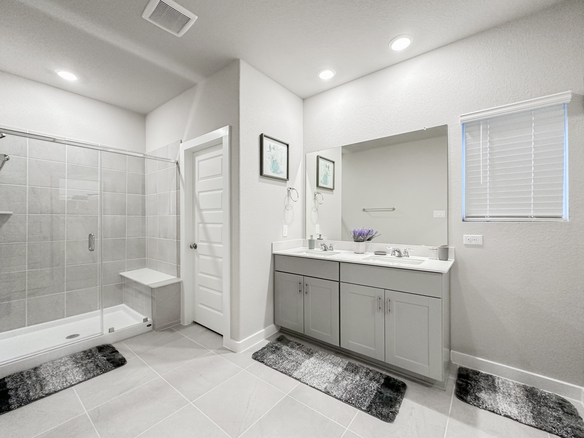 9908 Storehouse Drive Property Photo 15