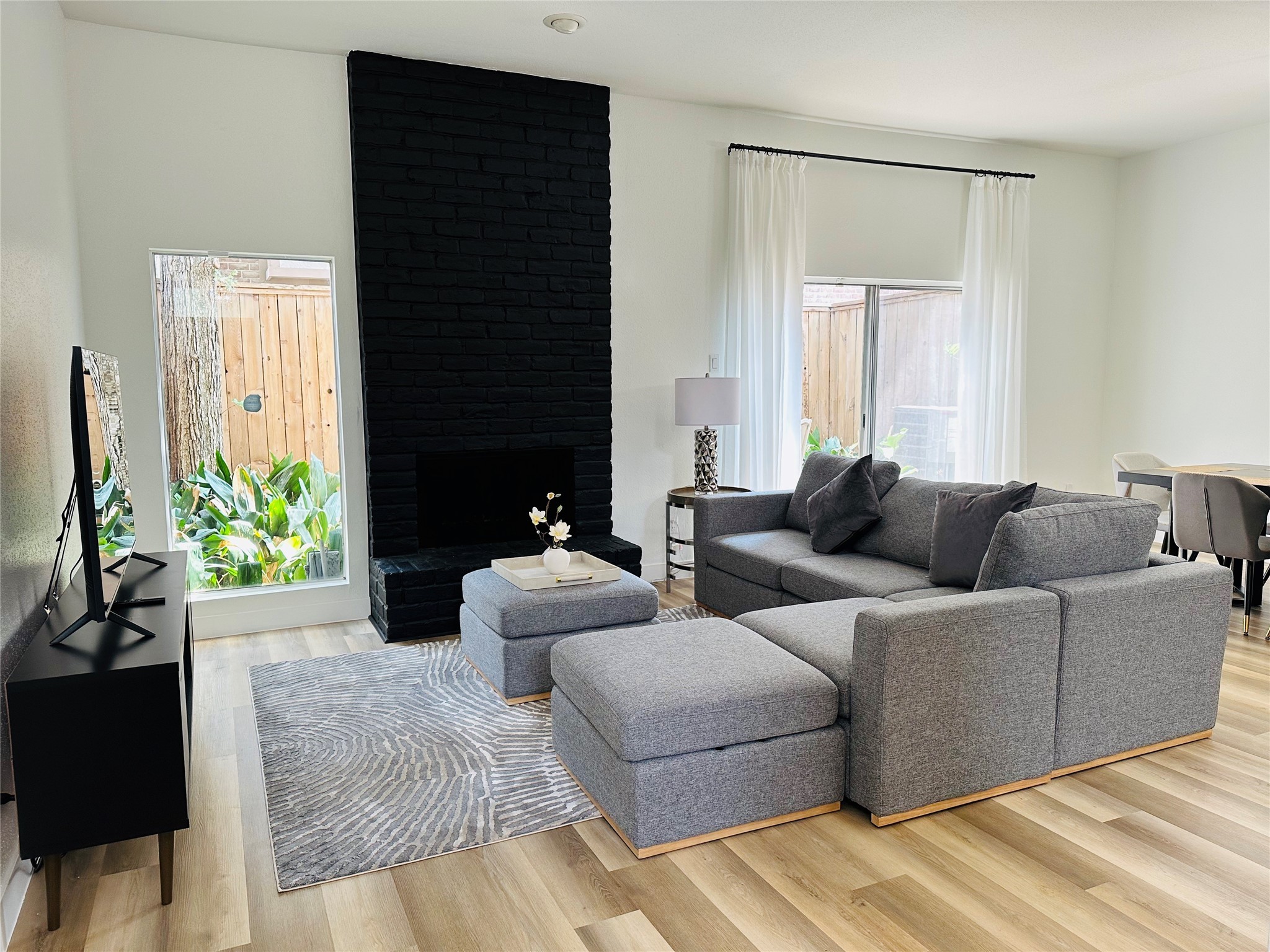1504 Southmore Boulevard Property Photo 1