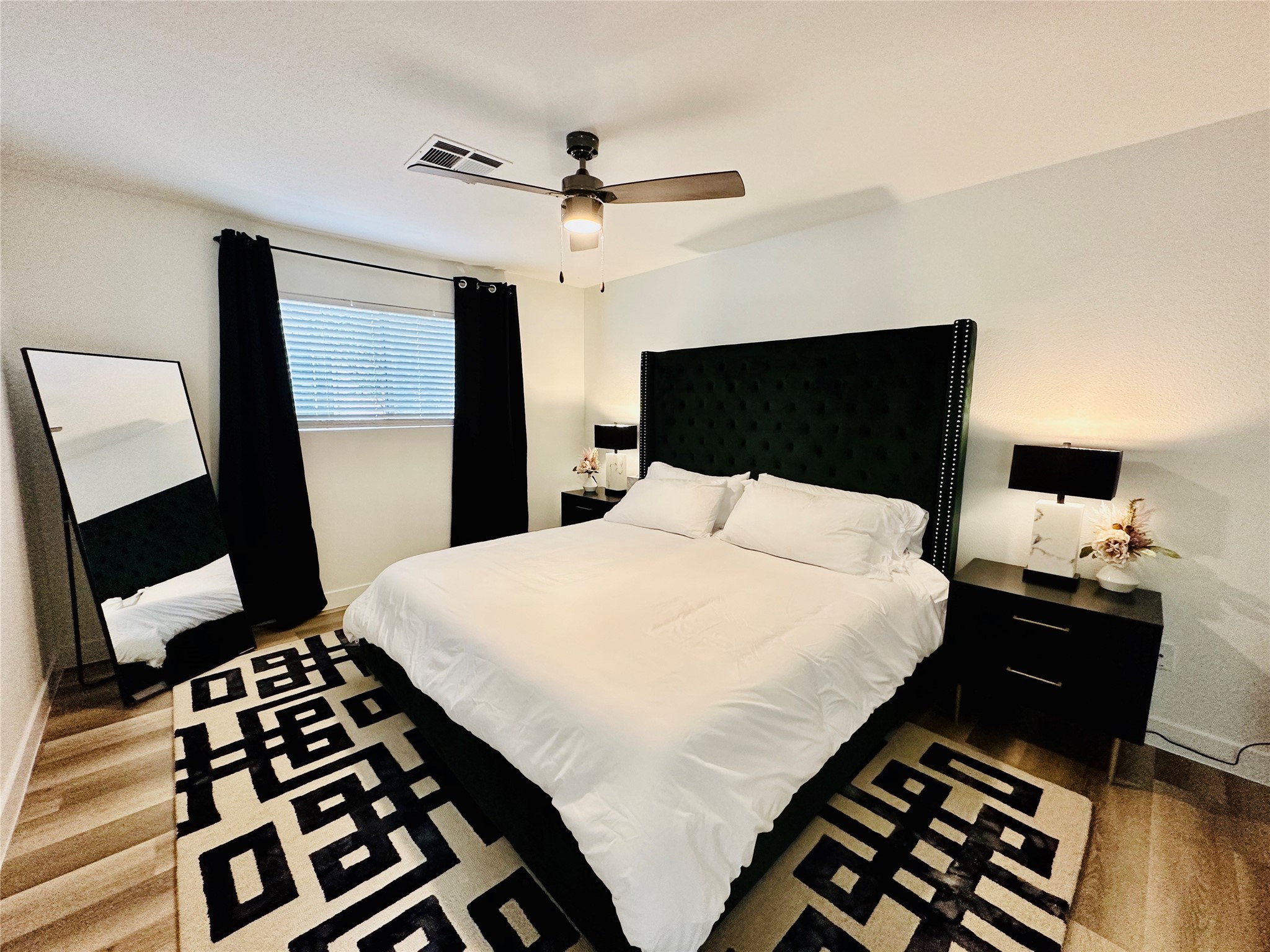 1504 Southmore Boulevard Property Photo 14