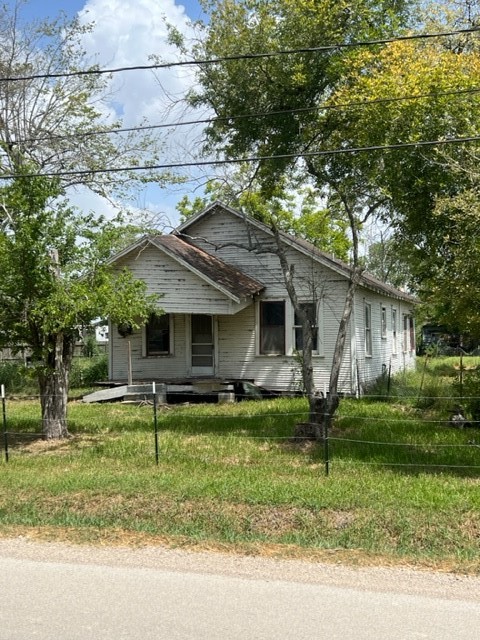 4905 Fuqua Street Property Photo