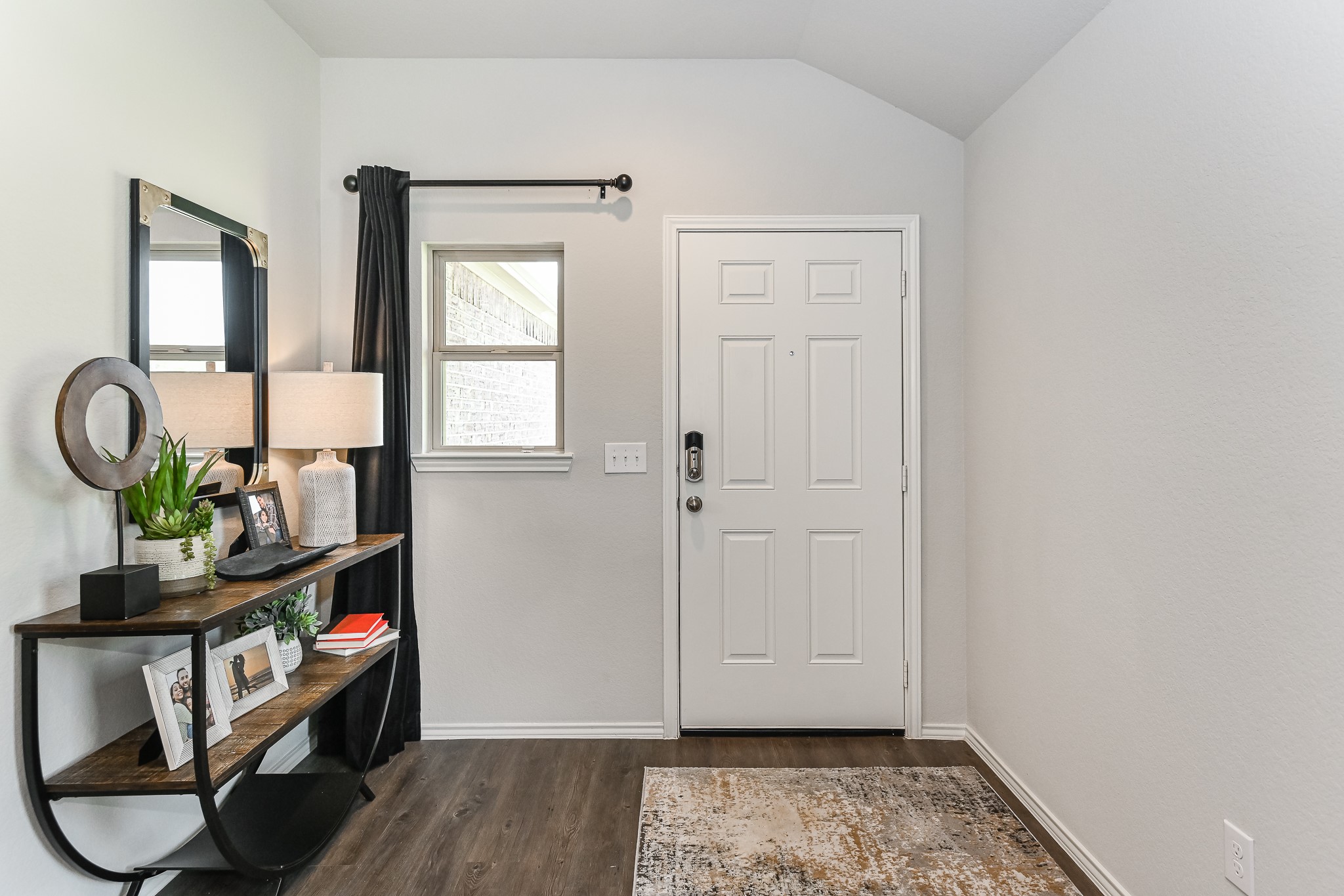 7914 Globe Thistle Lane Property Photo 2