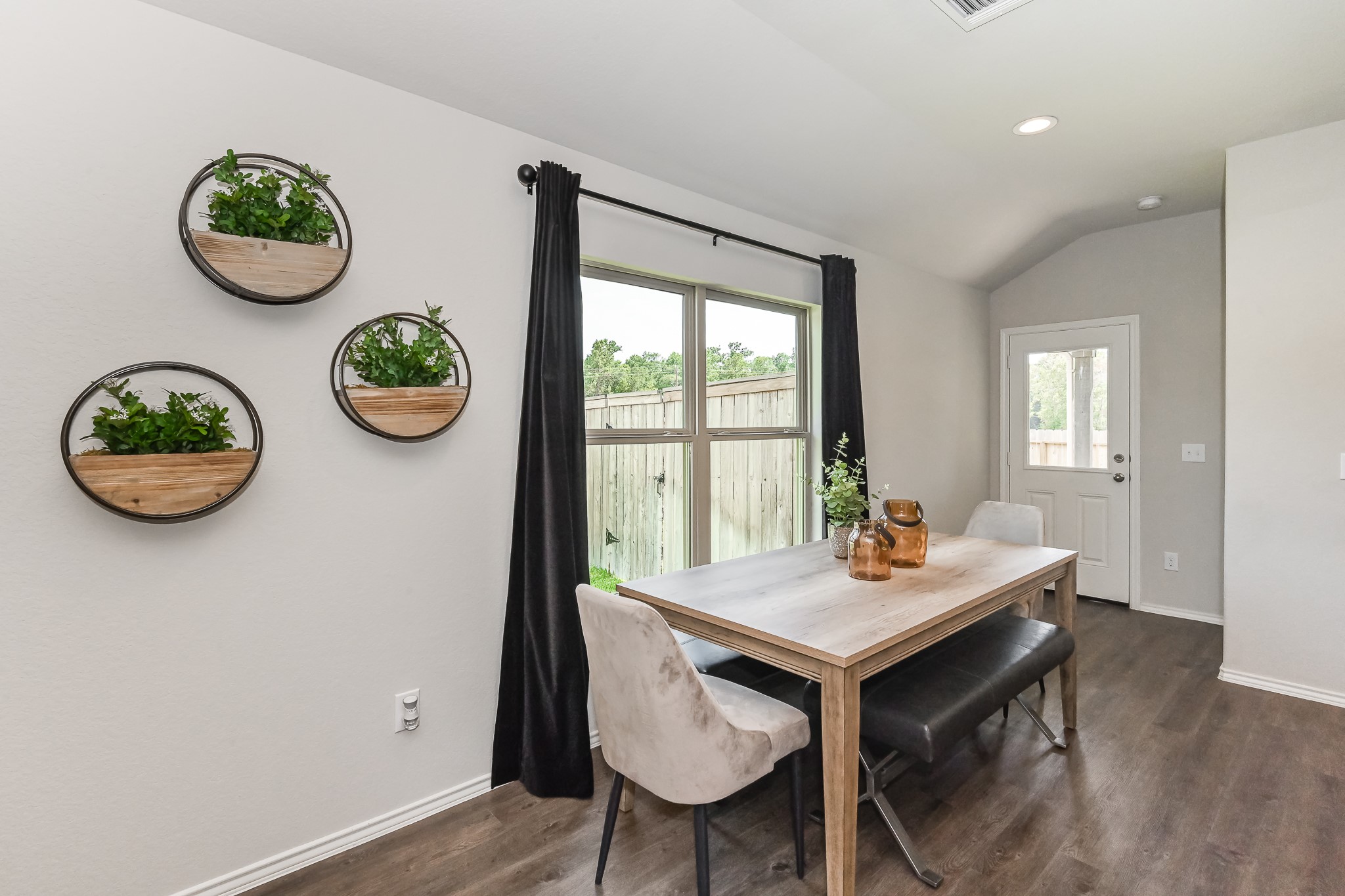 7914 Globe Thistle Lane Property Photo 15
