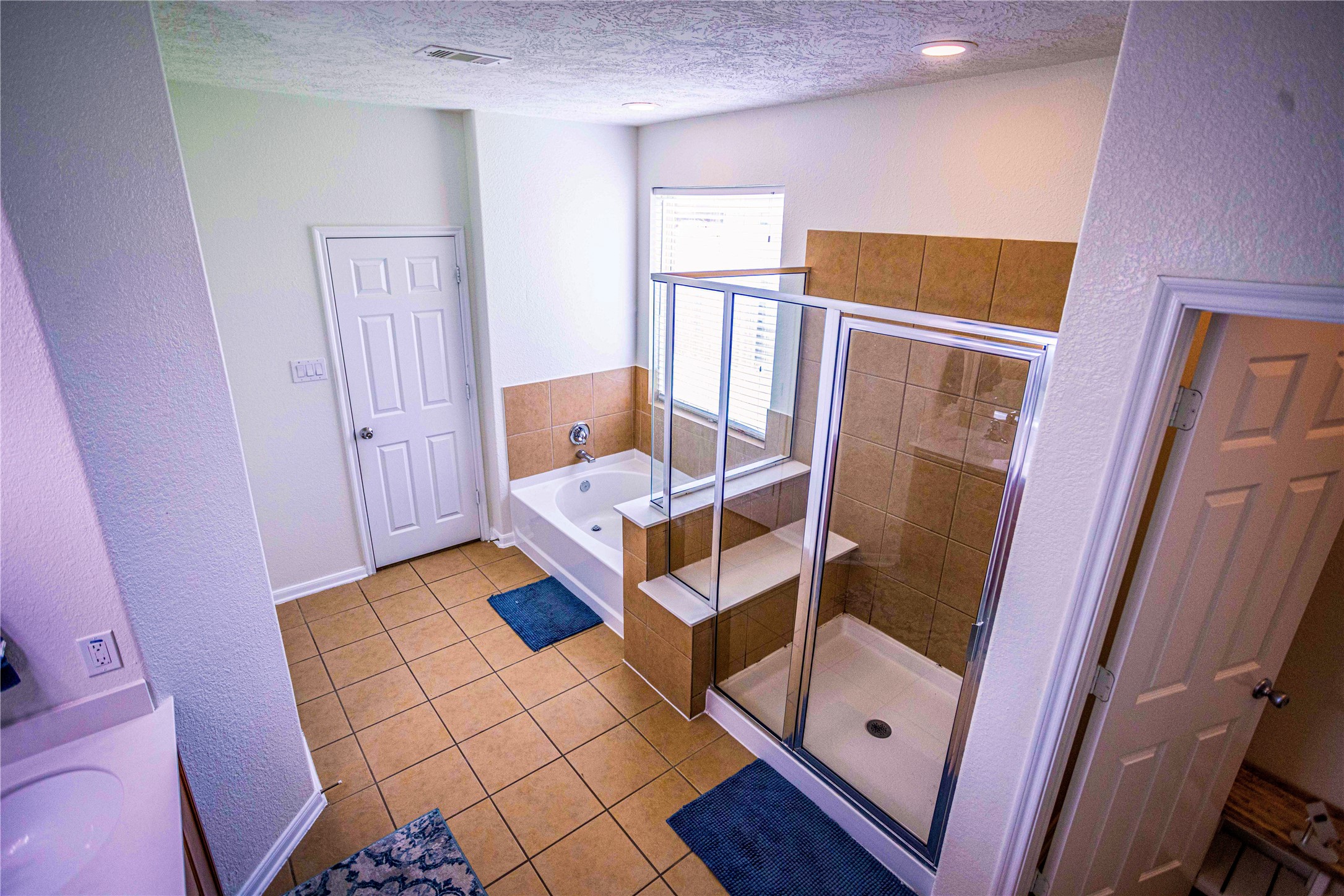 3610 Banbury Lane Property Photo 14