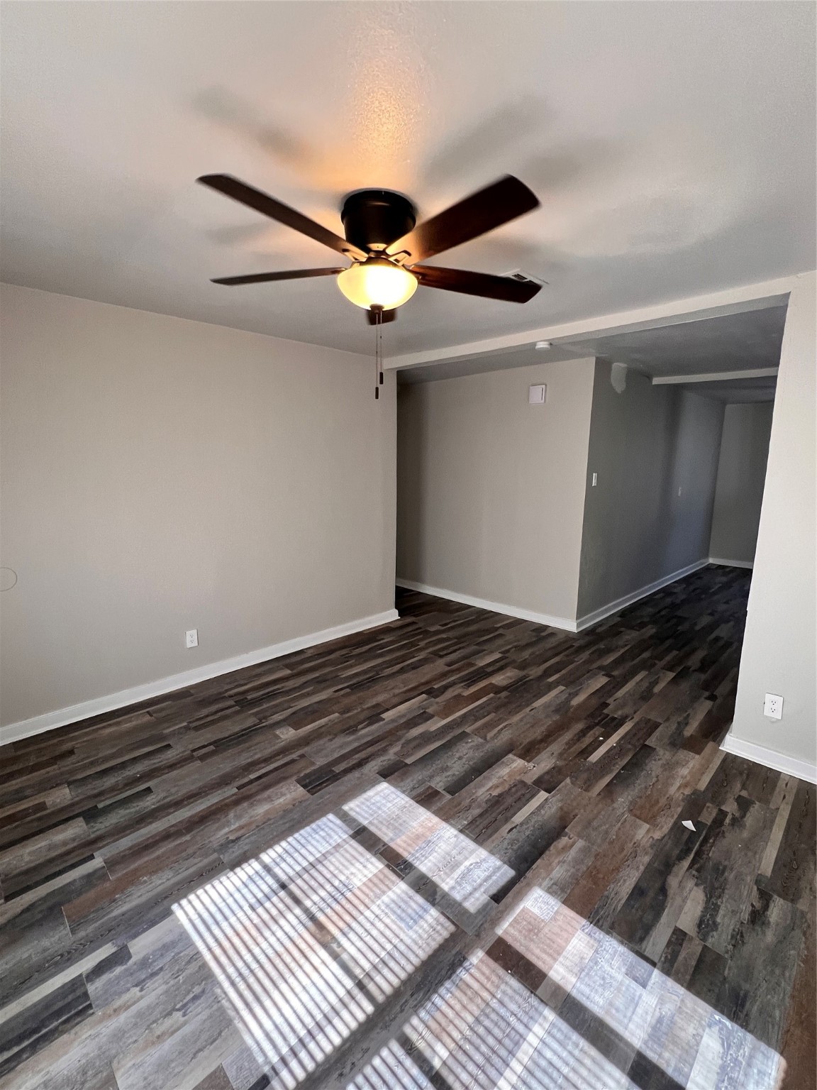 1920 May Street Property Photo 6