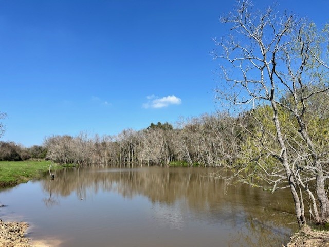 001 Blezinger Road Property Photo 2
