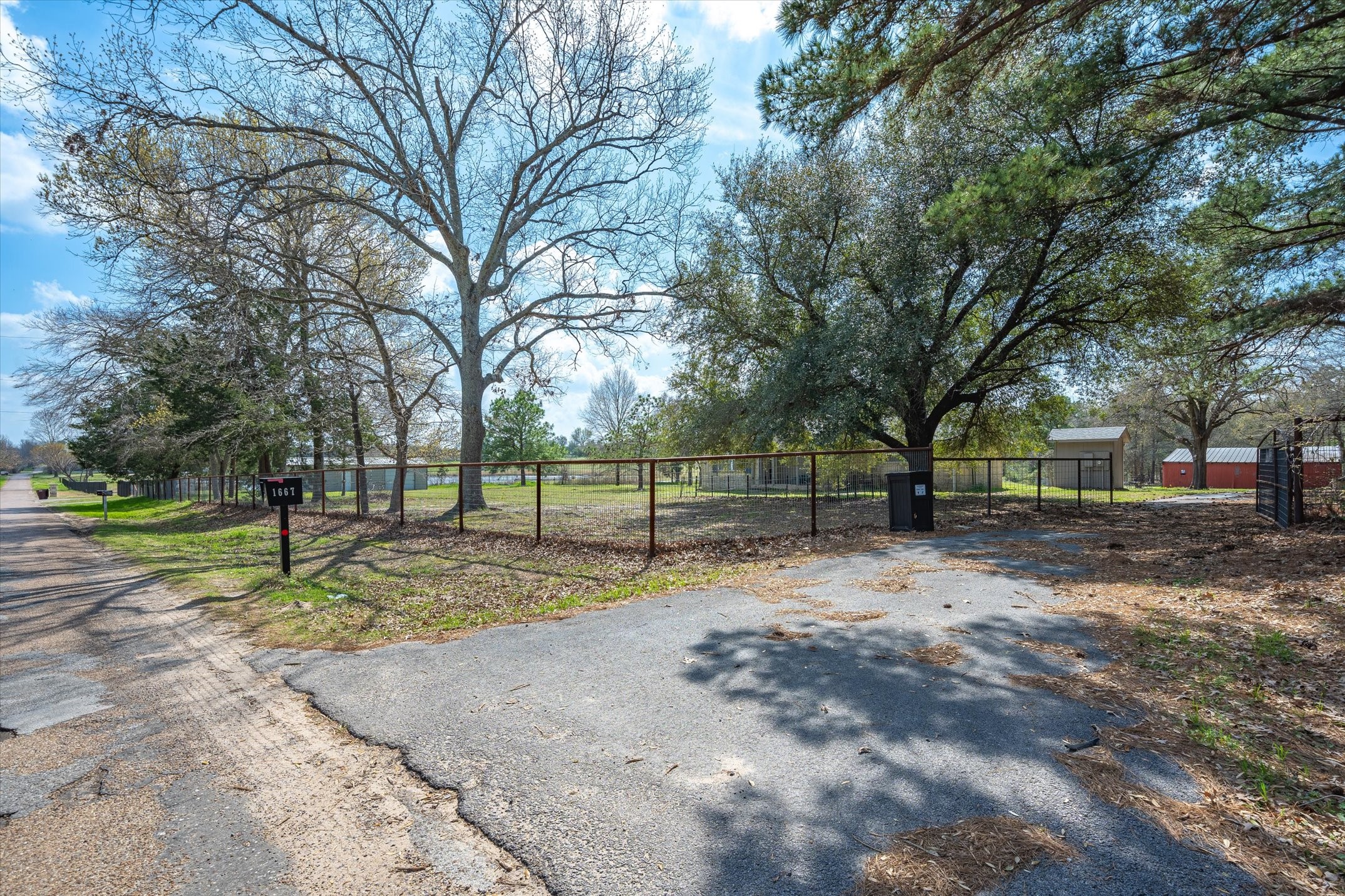 1667 Vz County Road 2205 Property Photo 1