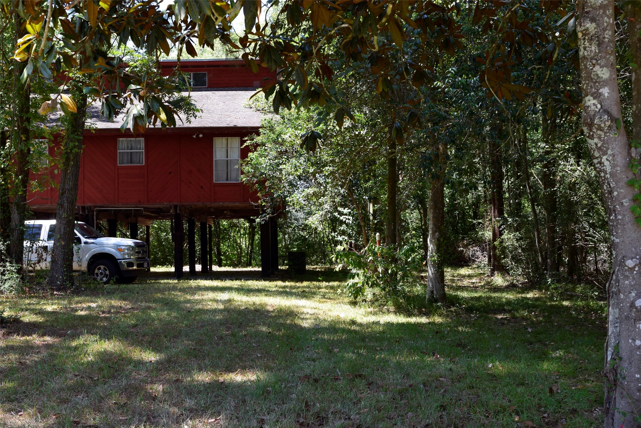 732 River Road Property Photo