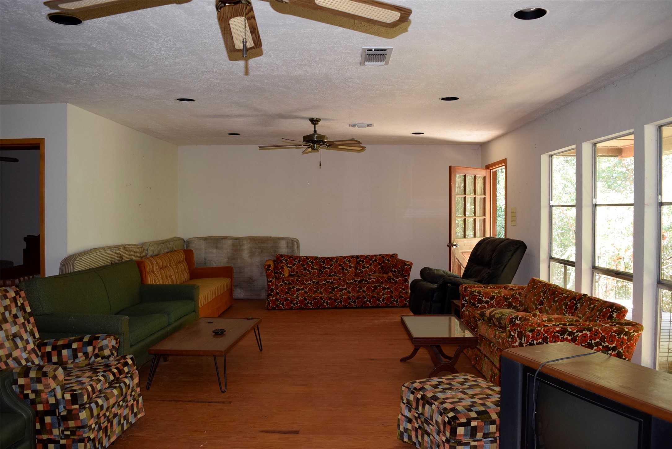 732 River Road Property Photo 12