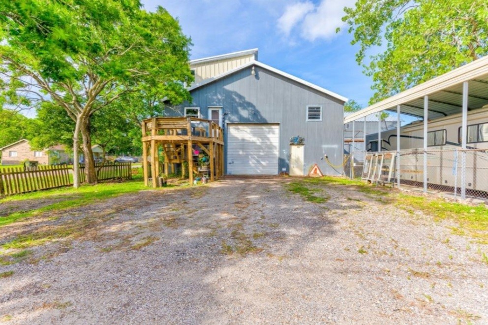 1901 Avenue D Property Photo 21